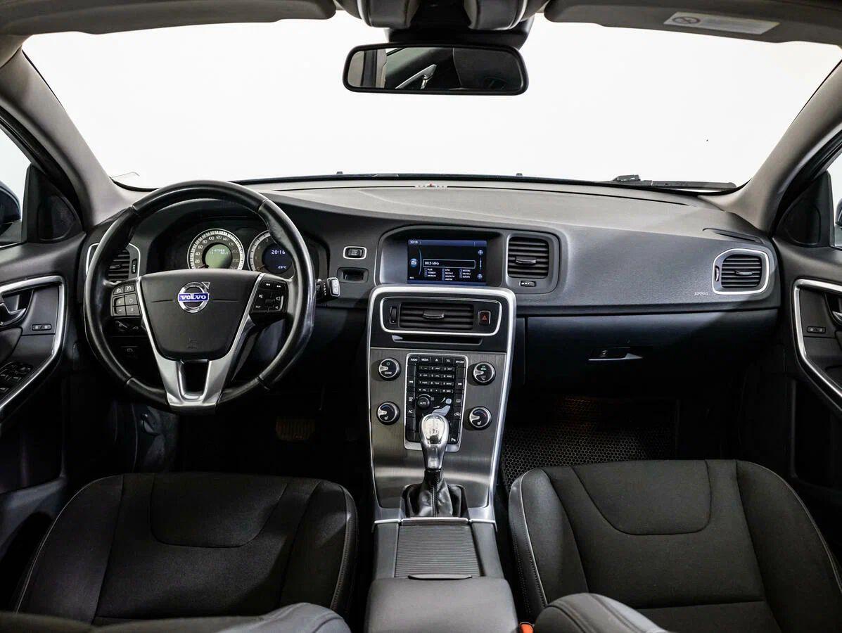 Volvo V60 2011, синий