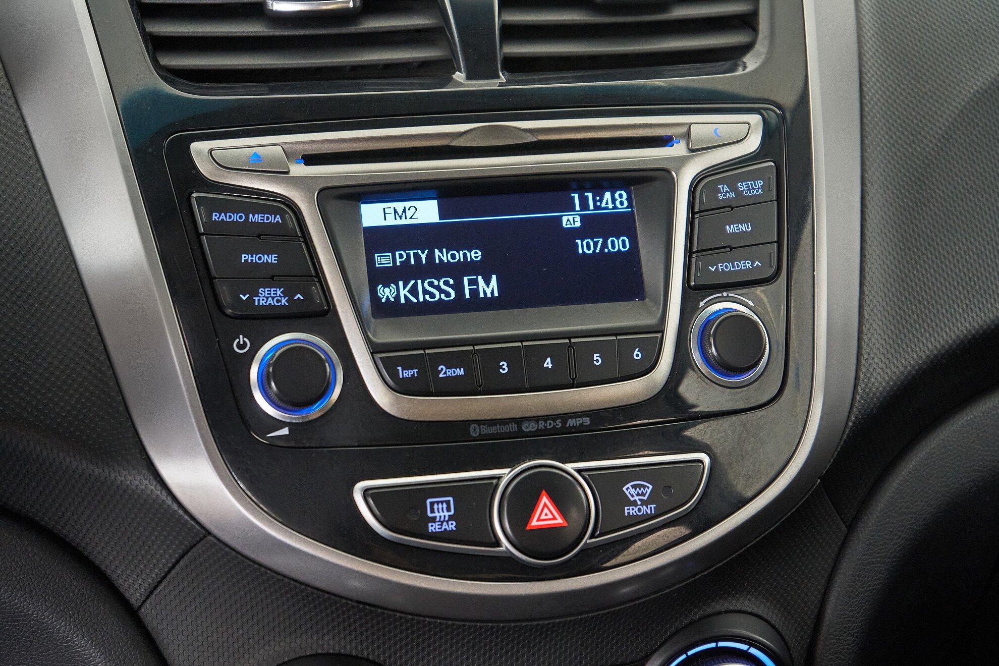 Hyundai Solaris 2014, черный