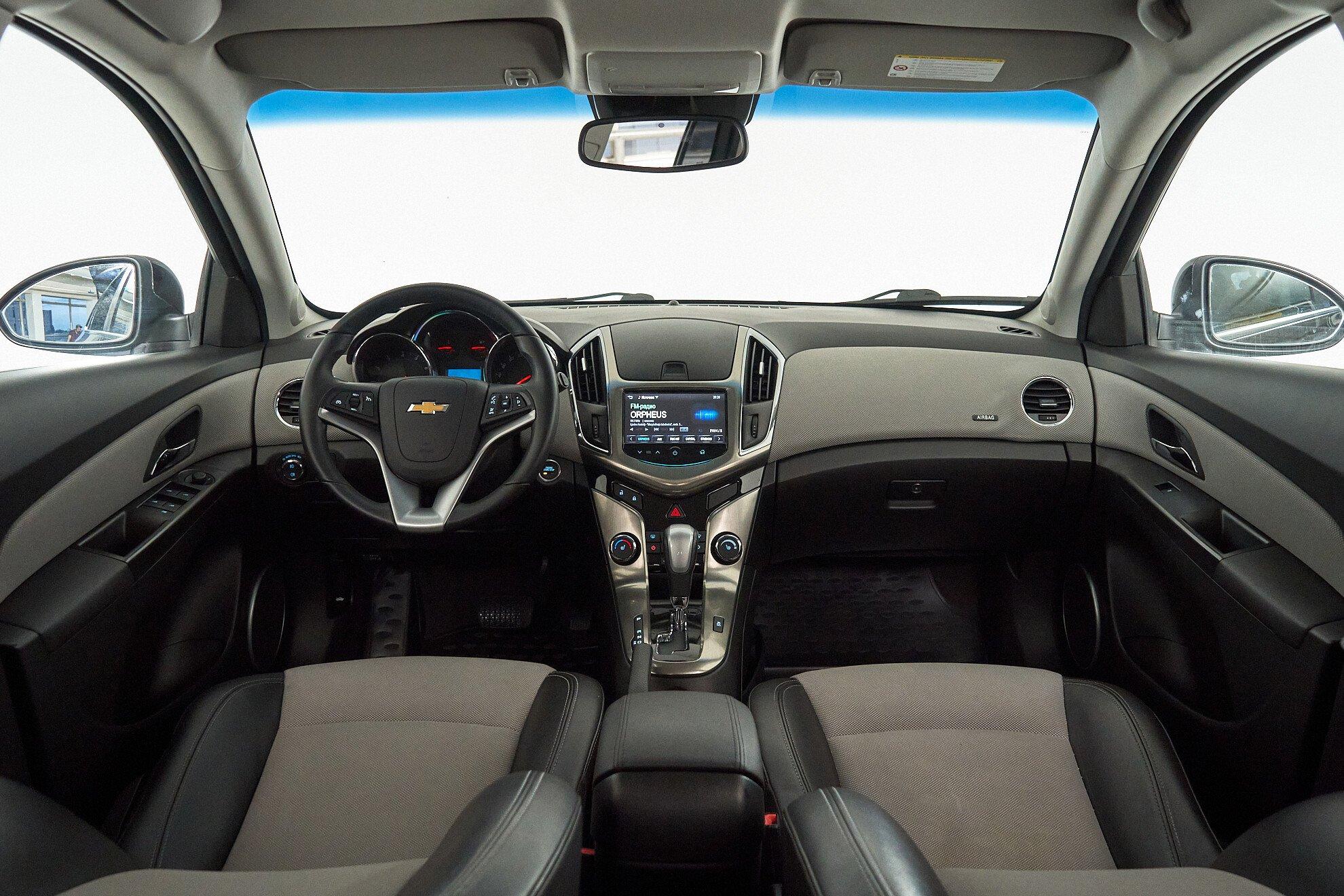 Chevrolet Cruze 2013, коричневый