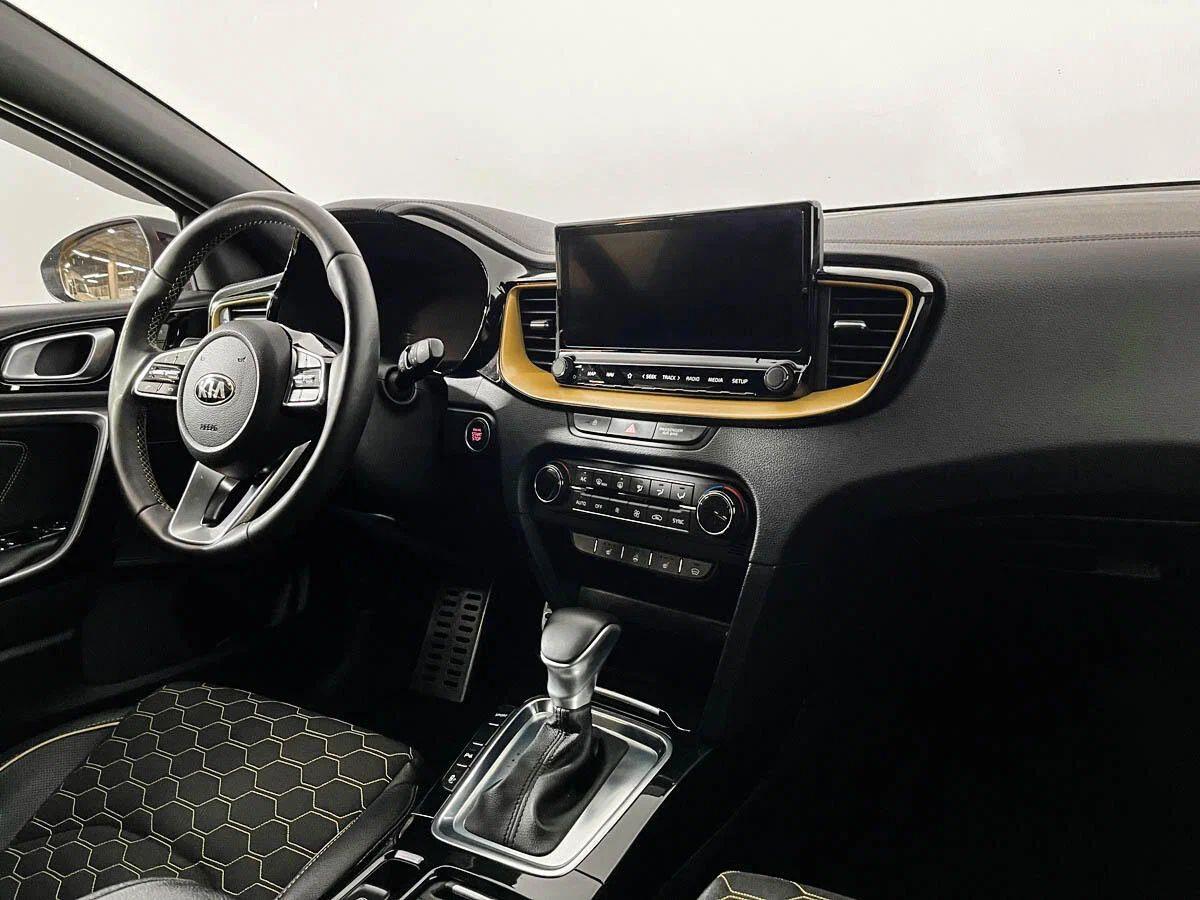 Kia XCeed 2020, черный