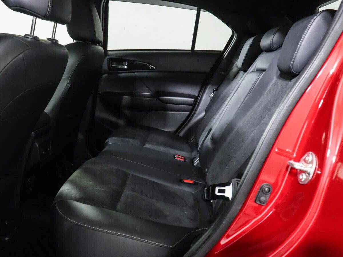 Mitsubishi Eclipse Cross 2021, красный