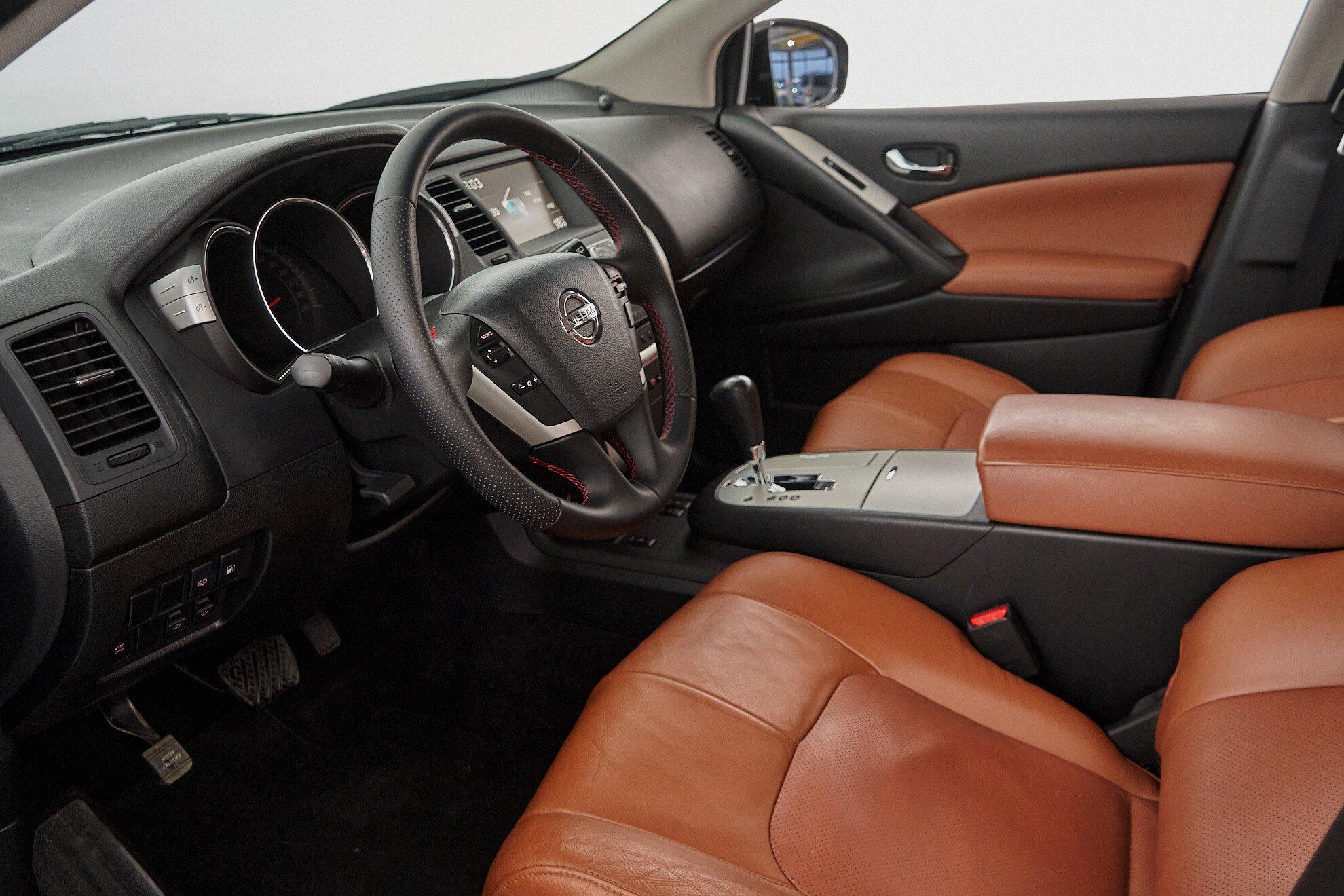 Nissan Murano 2011, черный