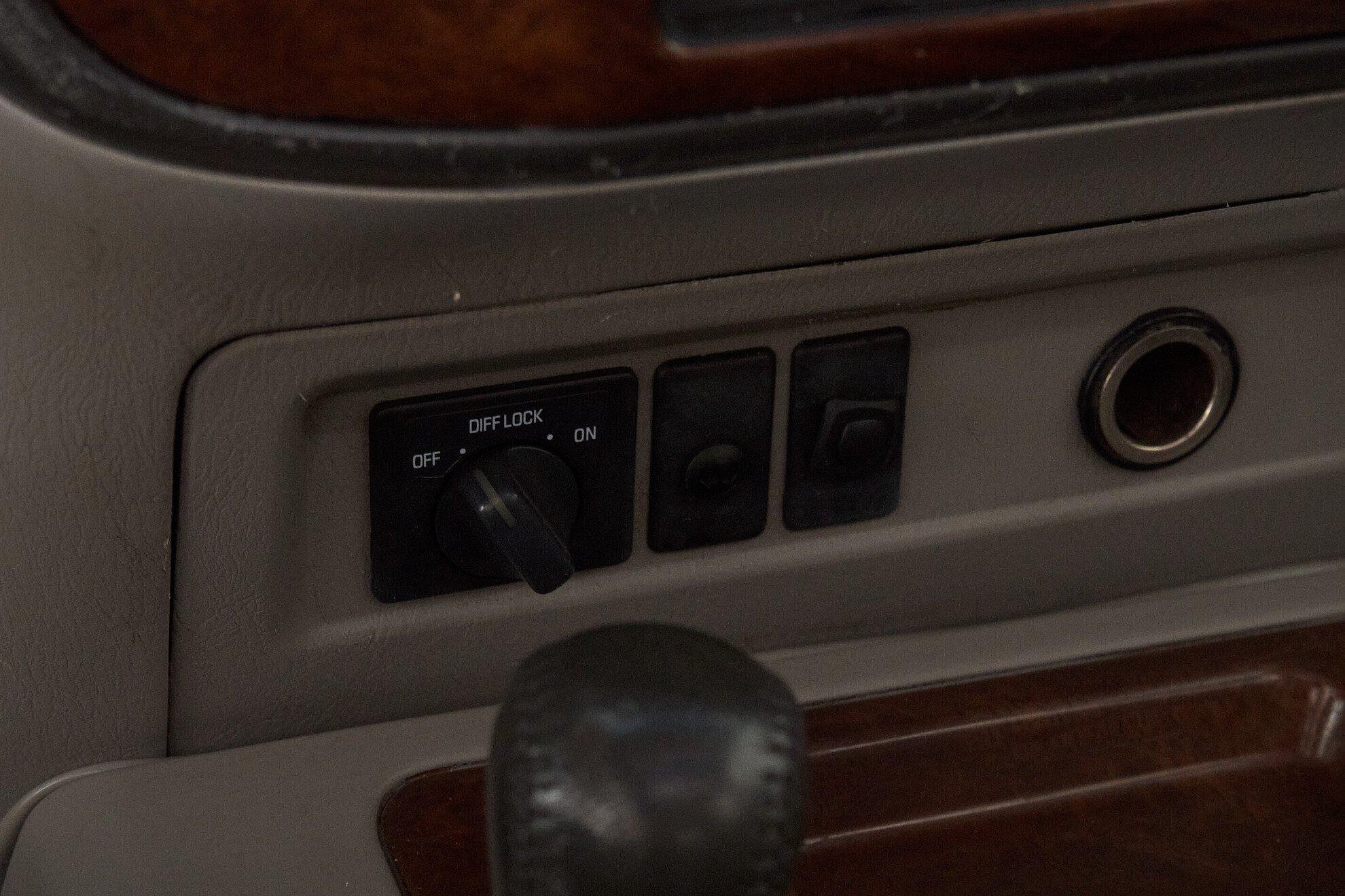 Nissan Patrol 2004, синий