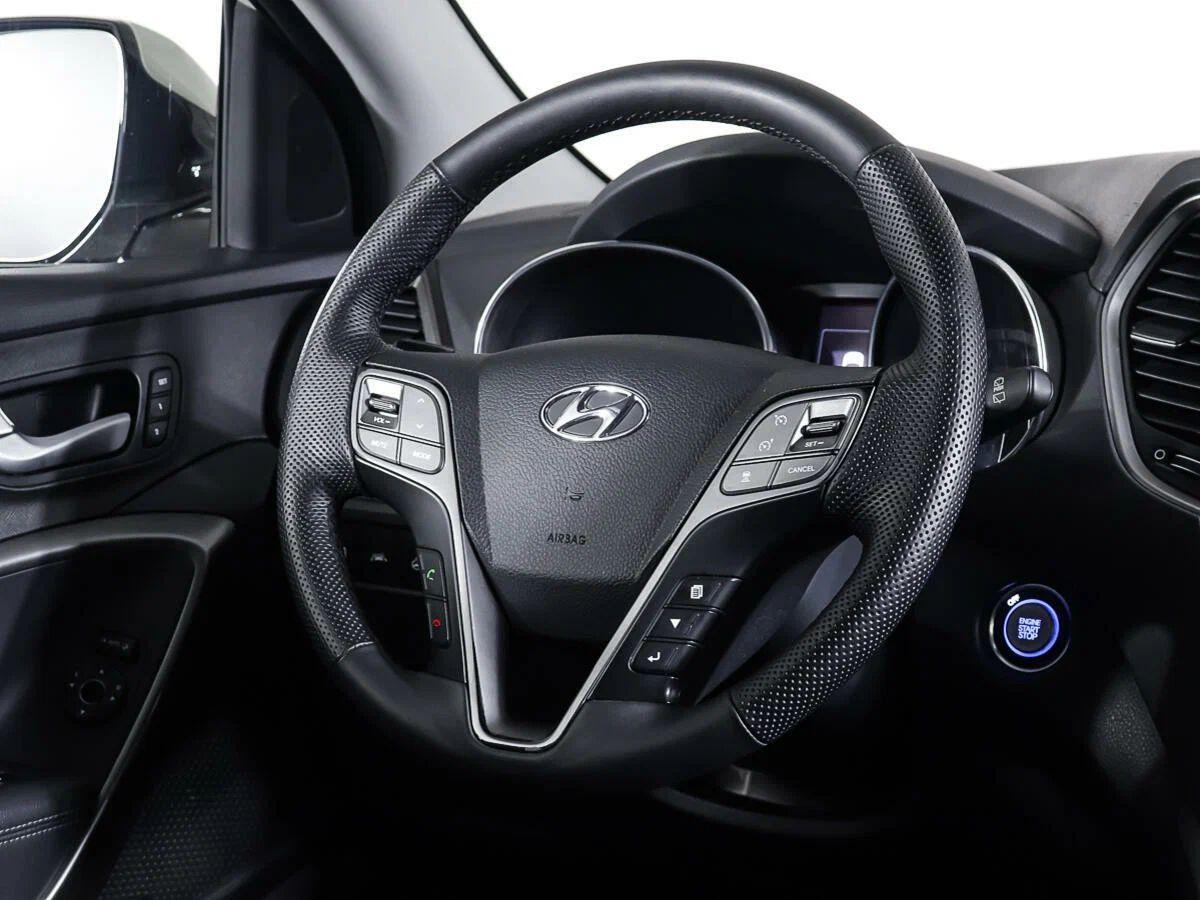 Hyundai Santa Fe 2015, белый