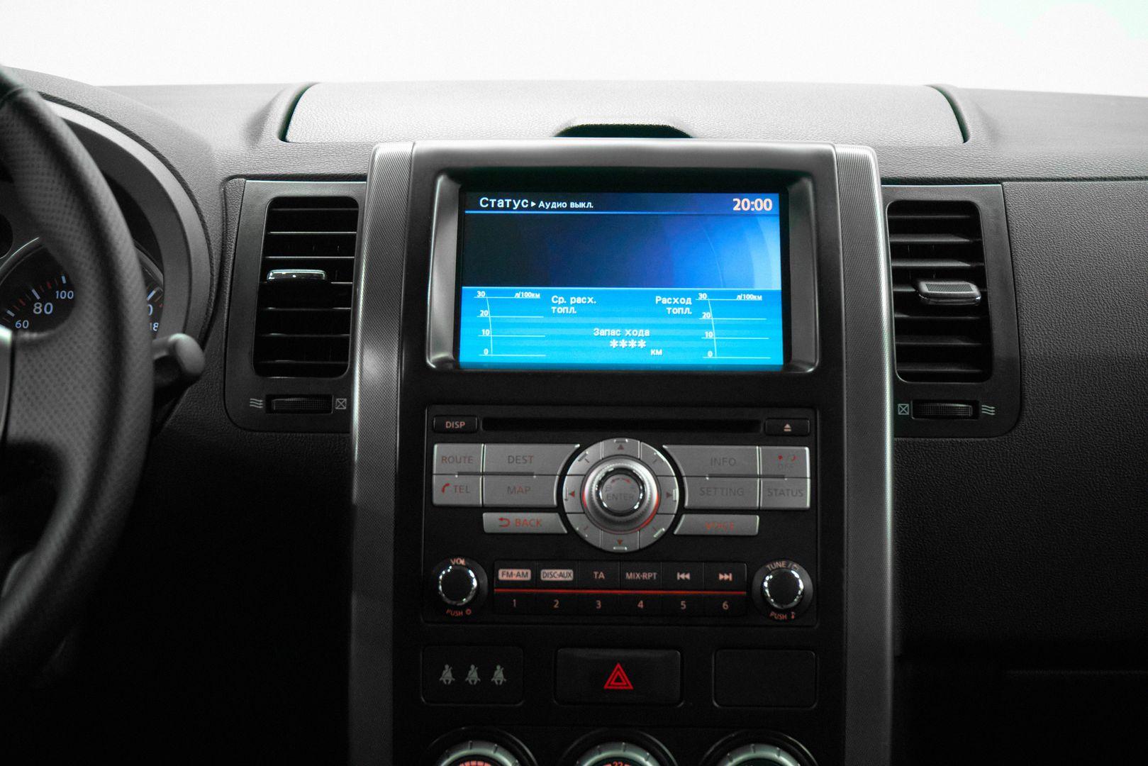 Nissan X-Trail 2010, черный