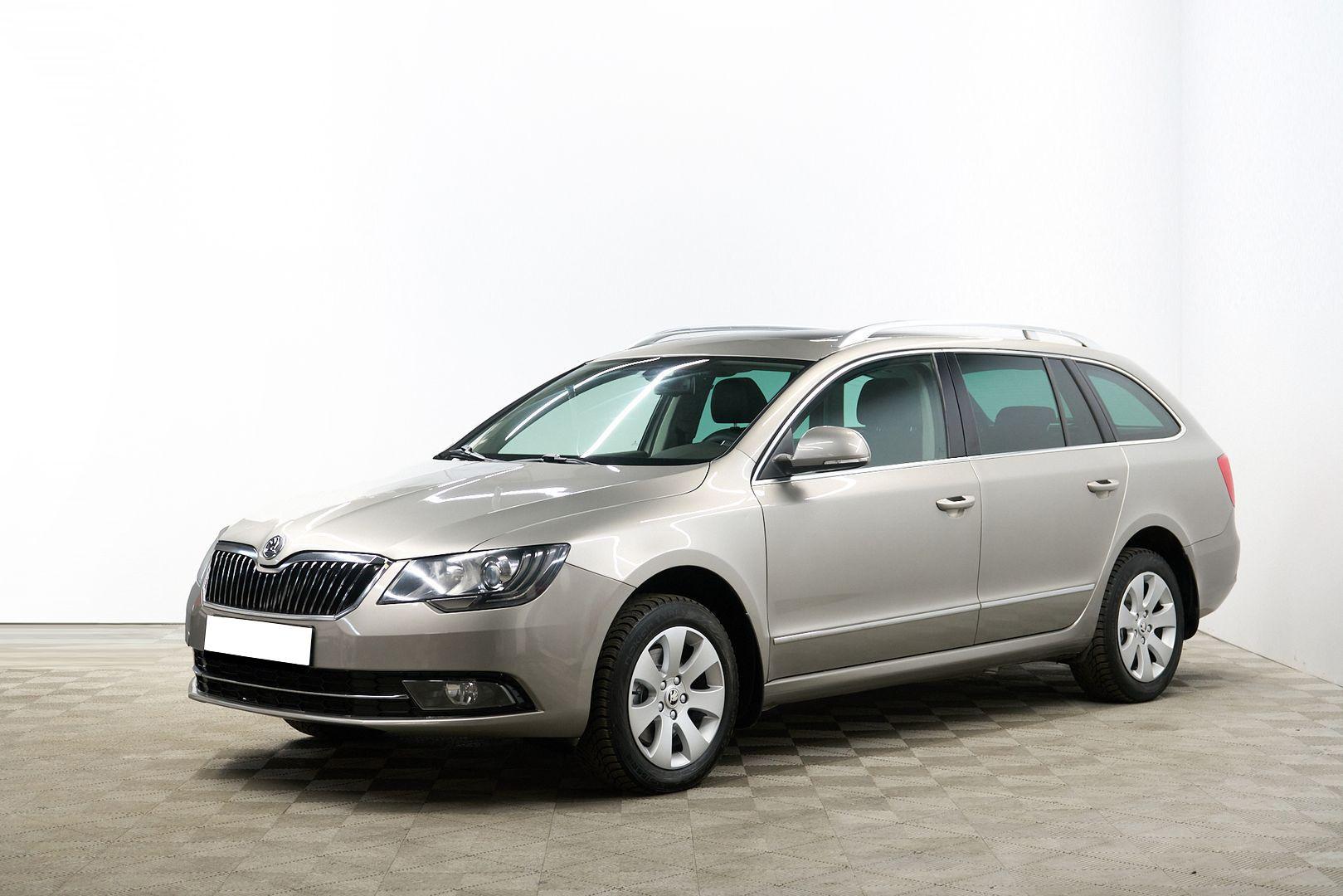Skoda Superb 2014, бежевый