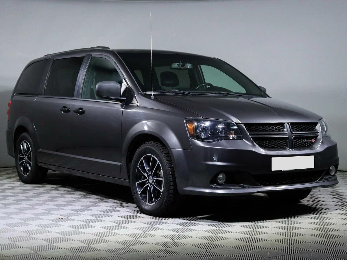 Dodge Caravan 2013, серый