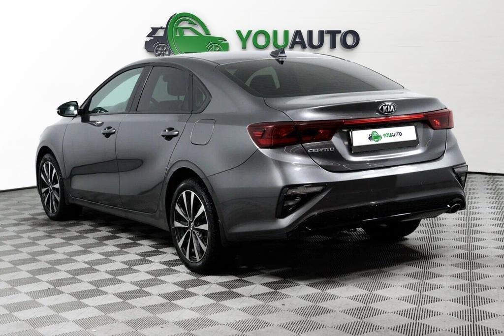 Kia Cerato 2020, серый
