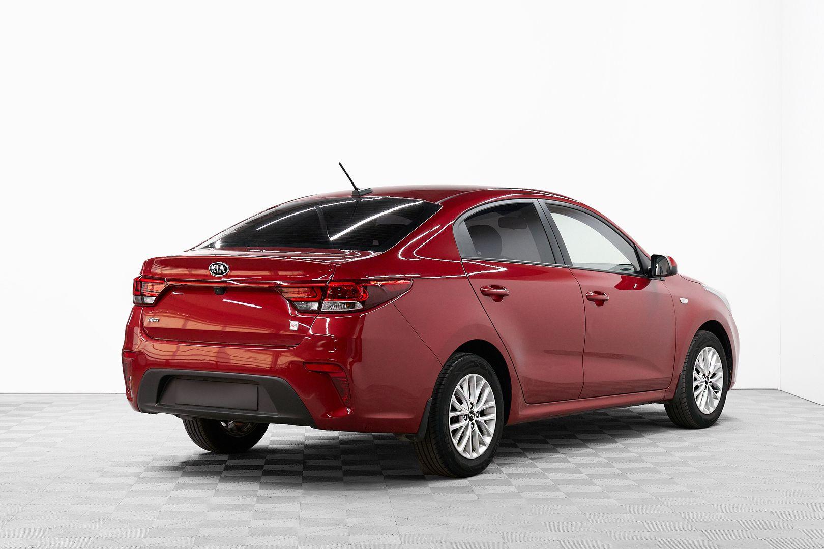 Kia Rio 2019, красный