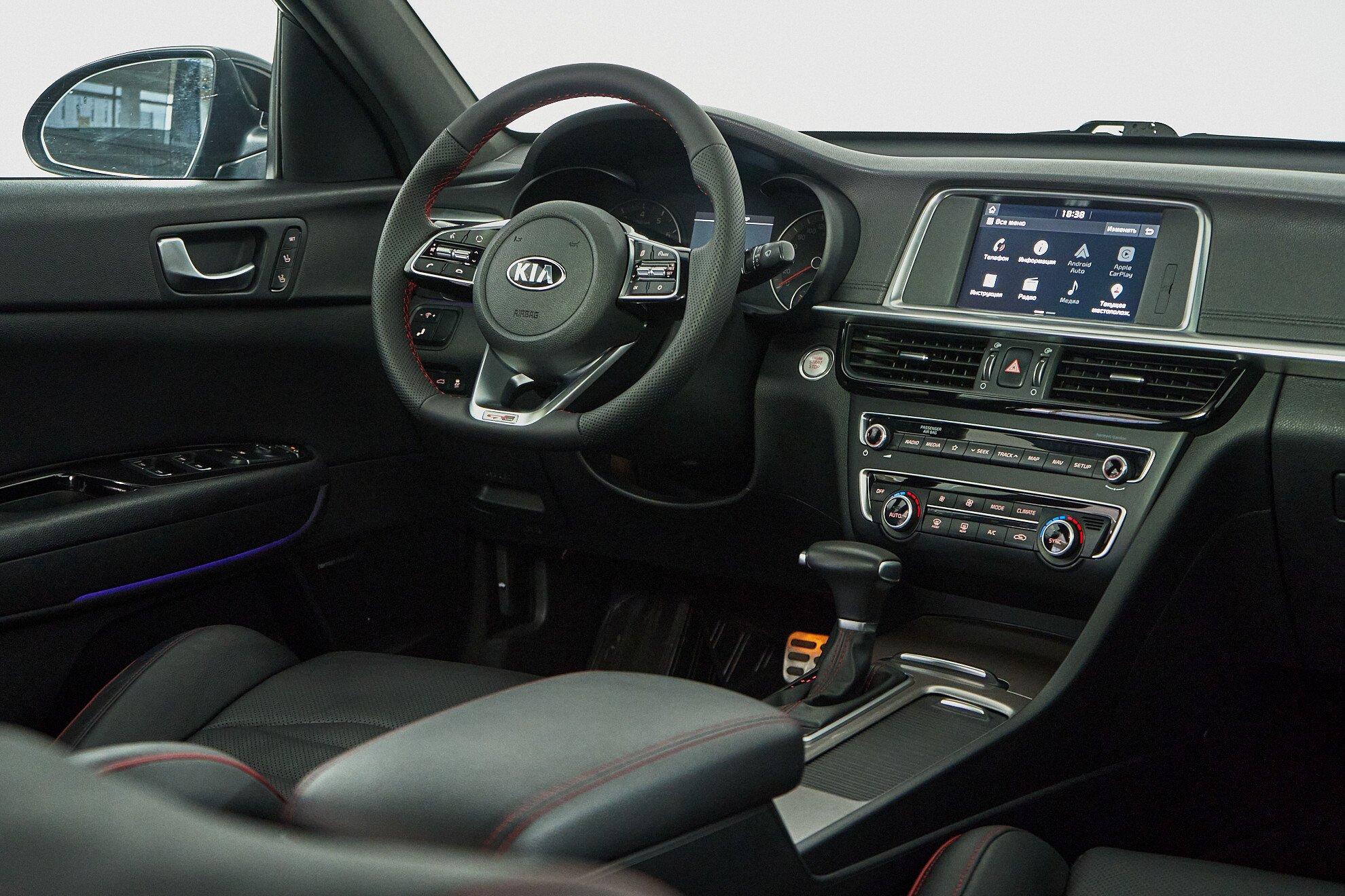 Kia Optima 2019, черный