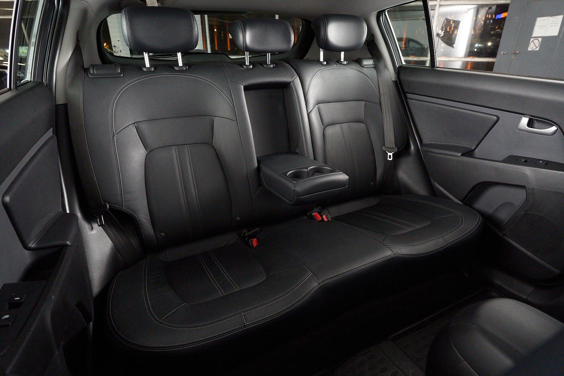 Kia Sportage 2011, серый