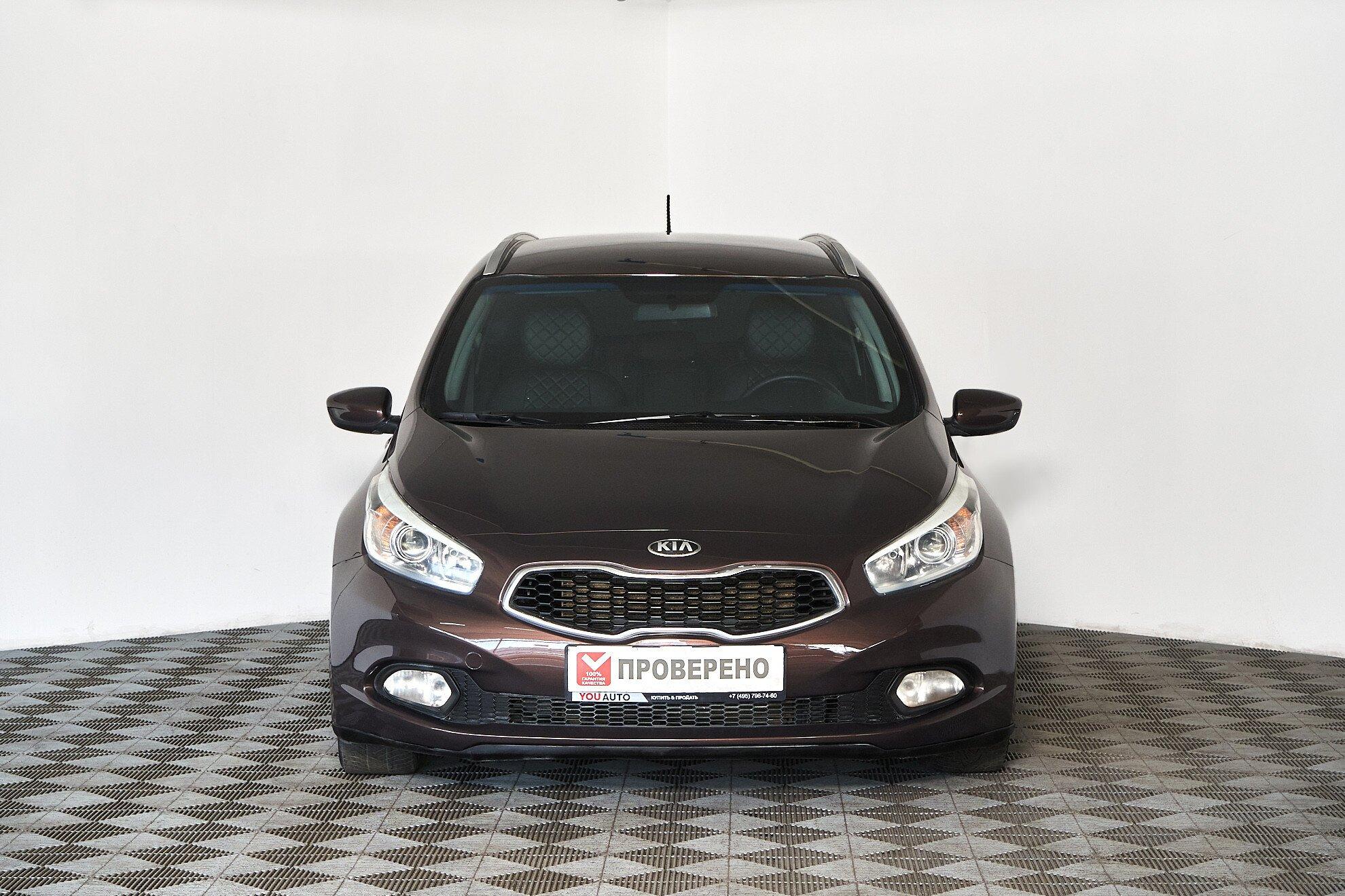 Kia Ceed 2013, коричневый