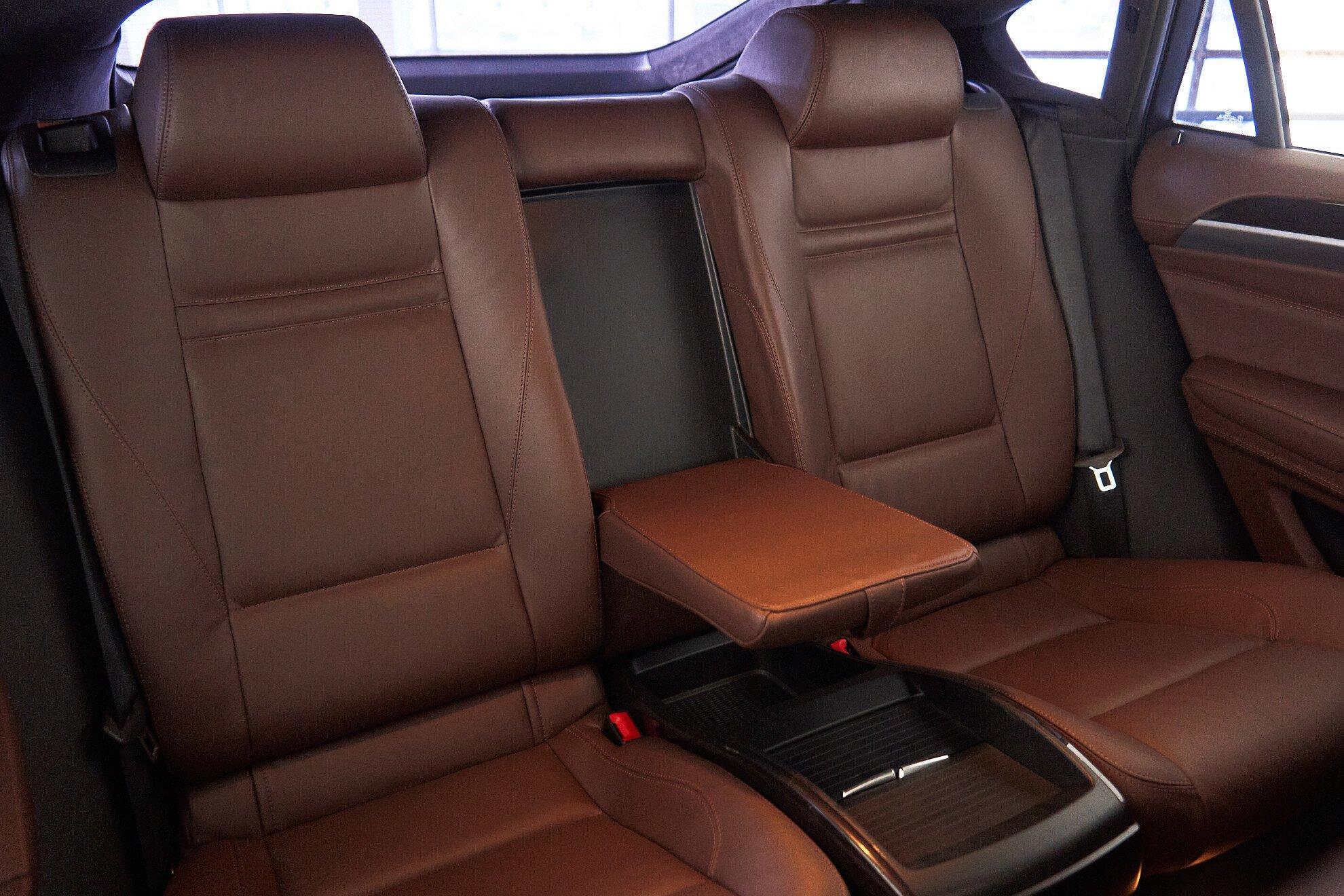 BMW X6 2010, черный