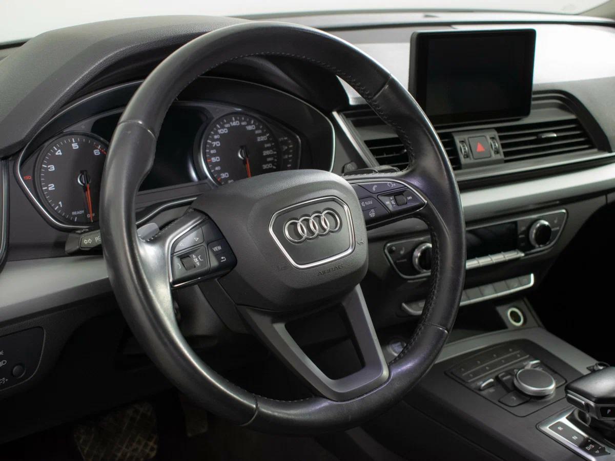 Audi Q5 2018, коричневый
