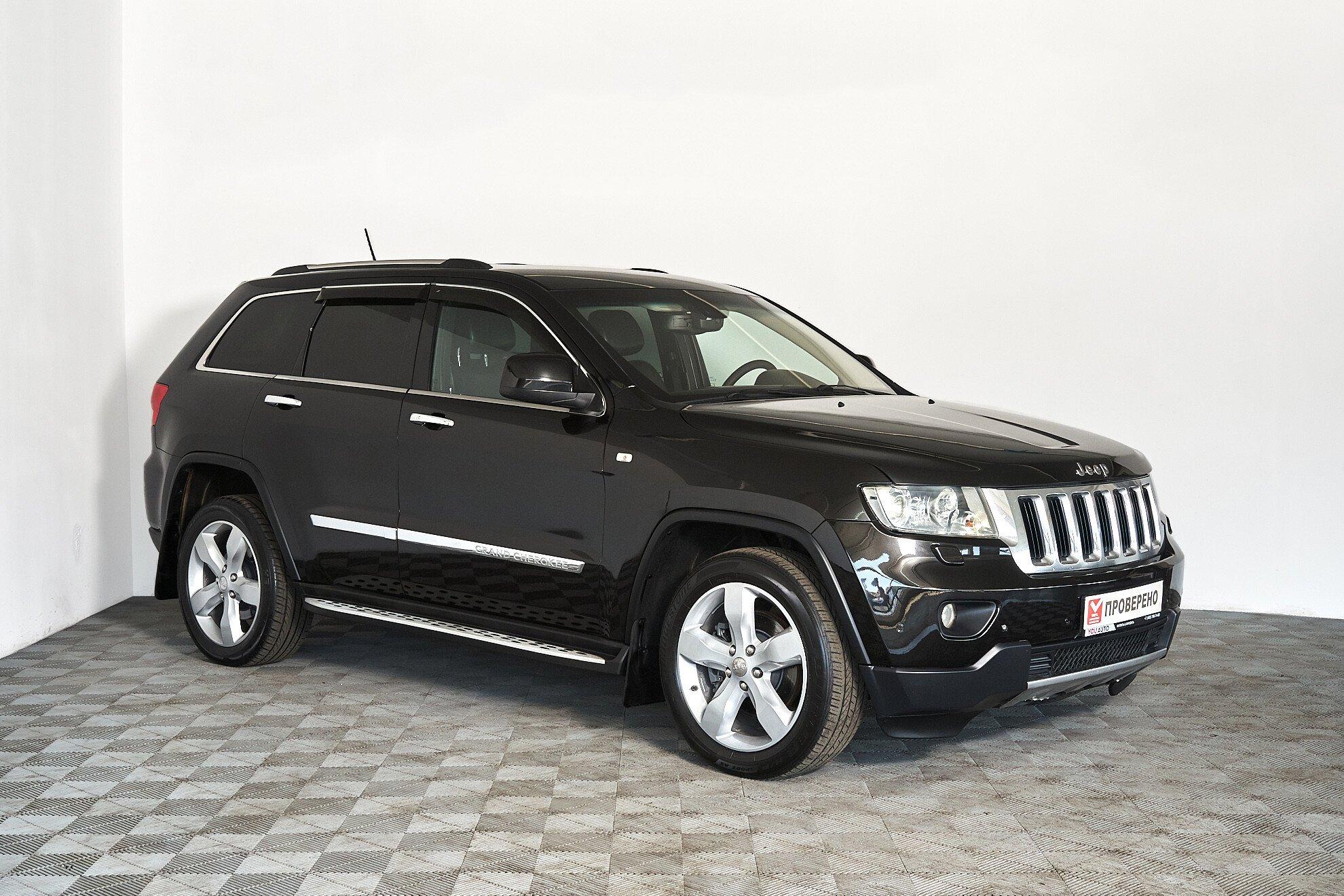 Jeep Grand Cherokee 2012, черный