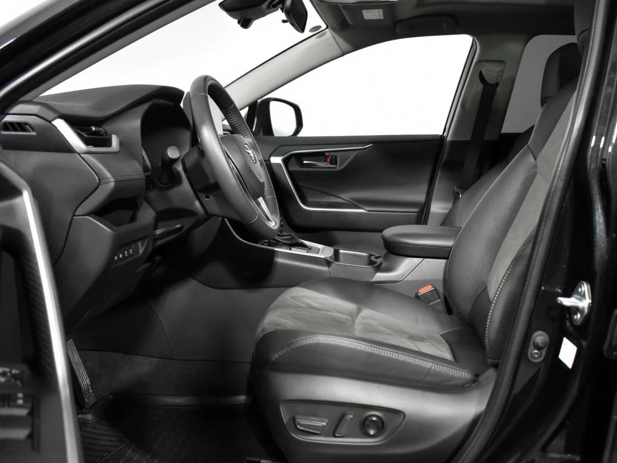 Toyota RAV4 2025, черный