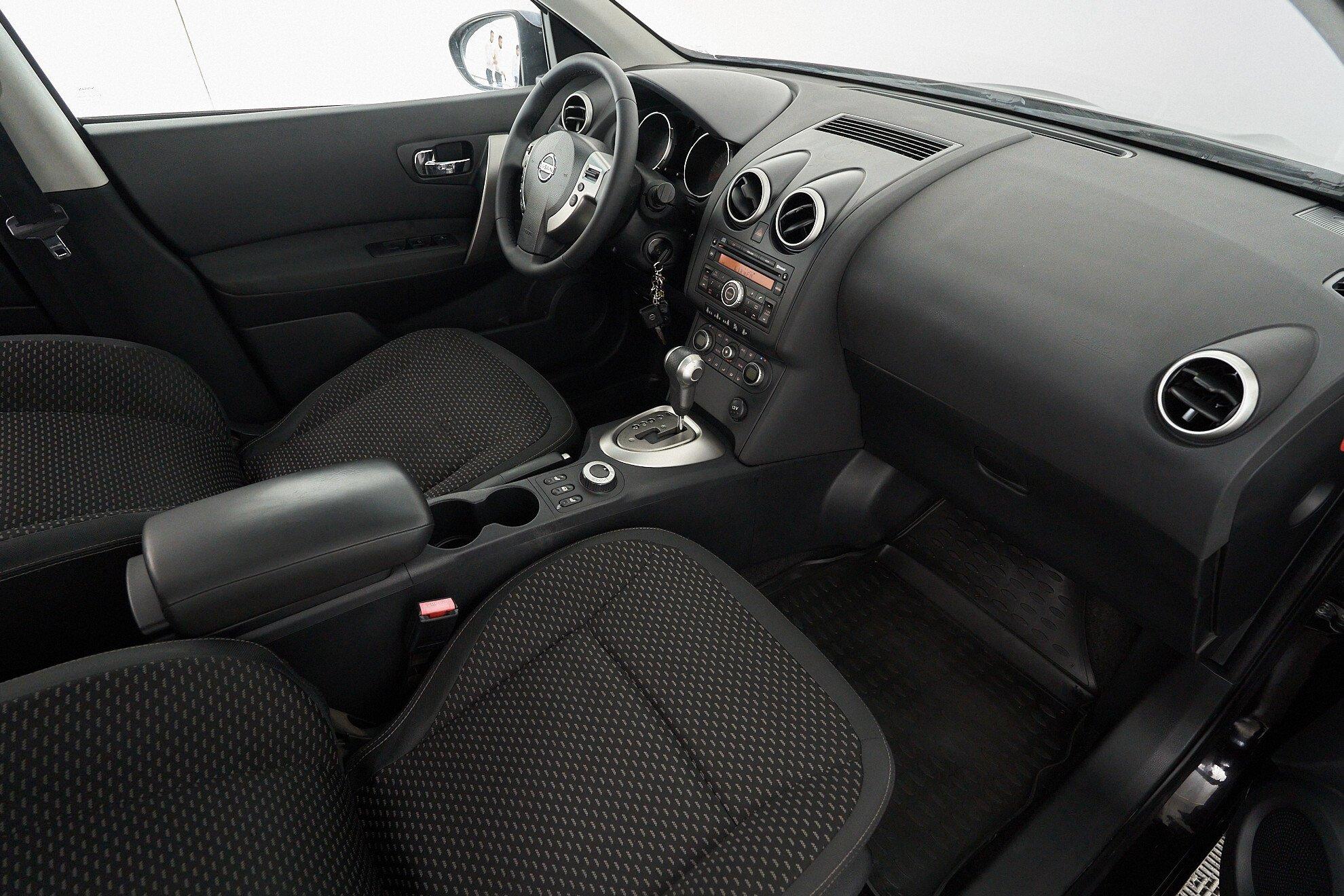 Nissan Qashqai+2 2009, фиолетовый