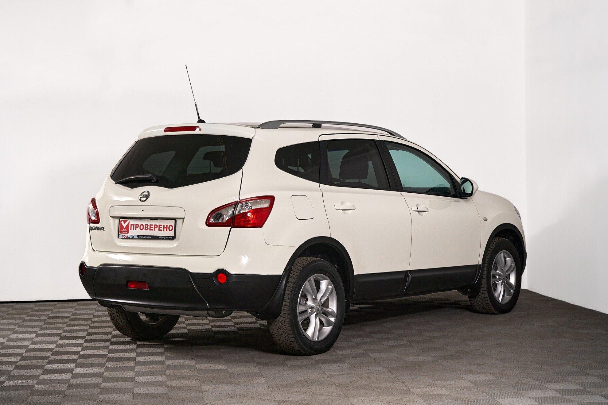 Nissan Qashqai+2 2013, белый