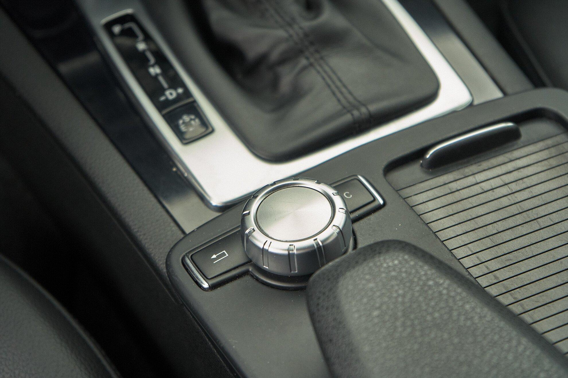 Mercedes-Benz C-Класс 2013, белый