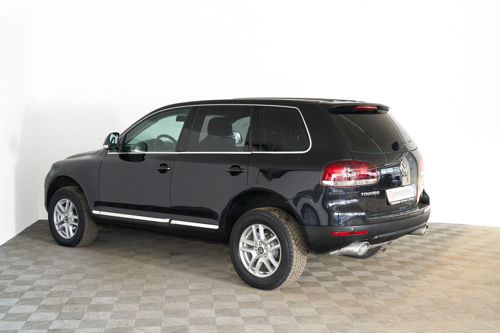 Volkswagen Touareg 2008, черный