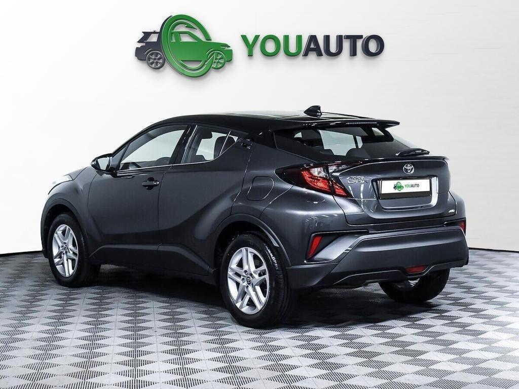 Toyota C-HR 2019, серый