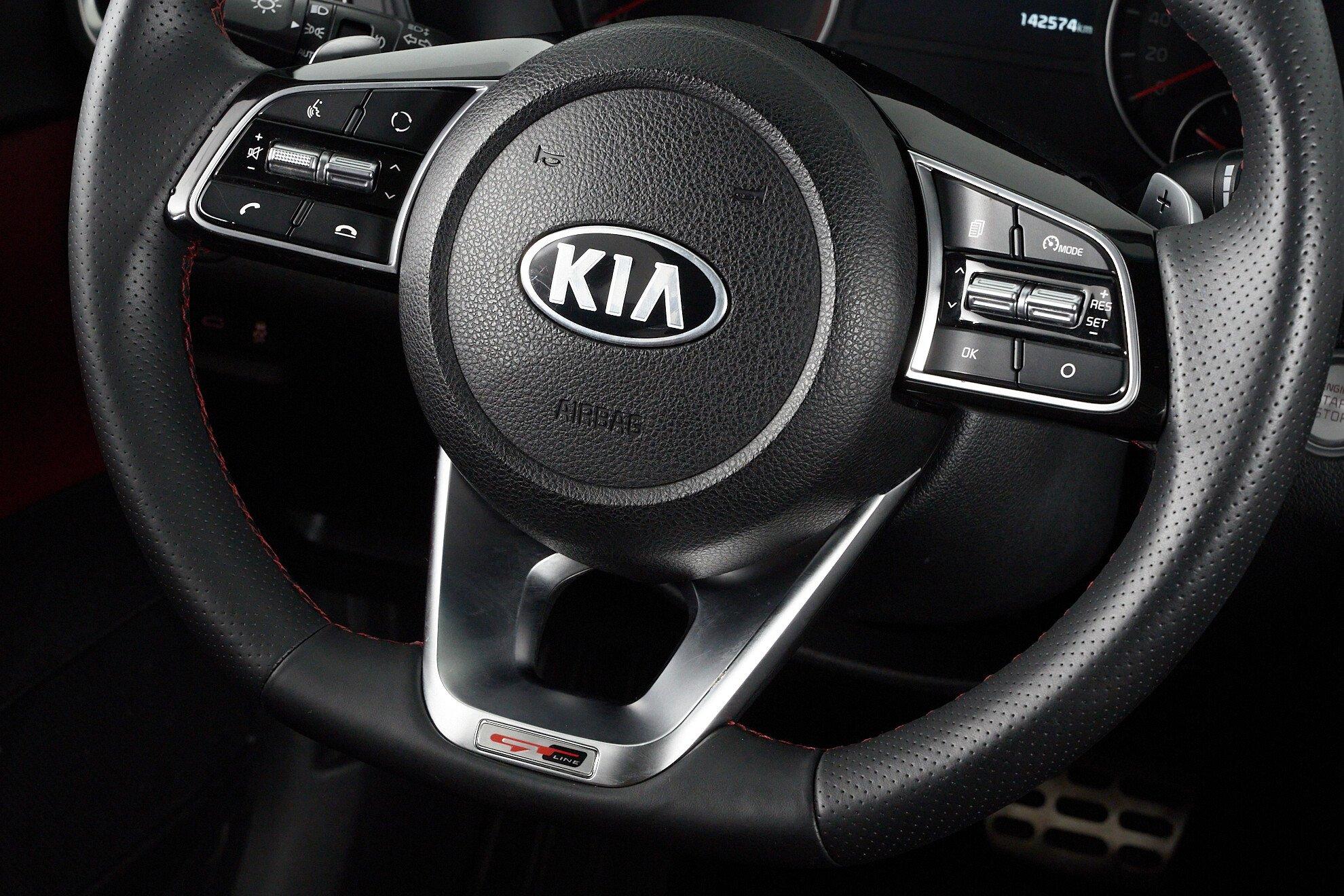 Kia Optima 2018, черный