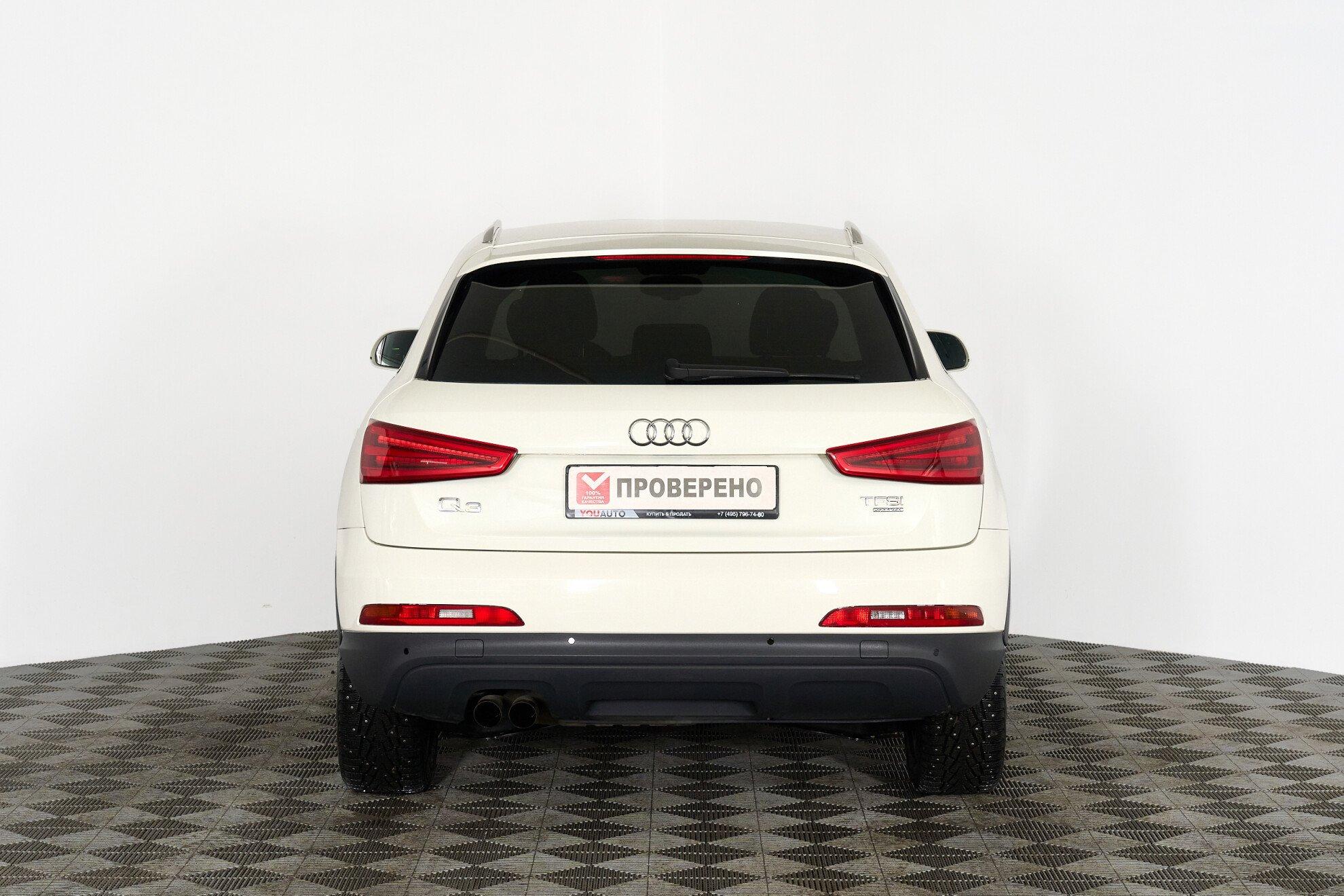 Audi Q3 2012, белый