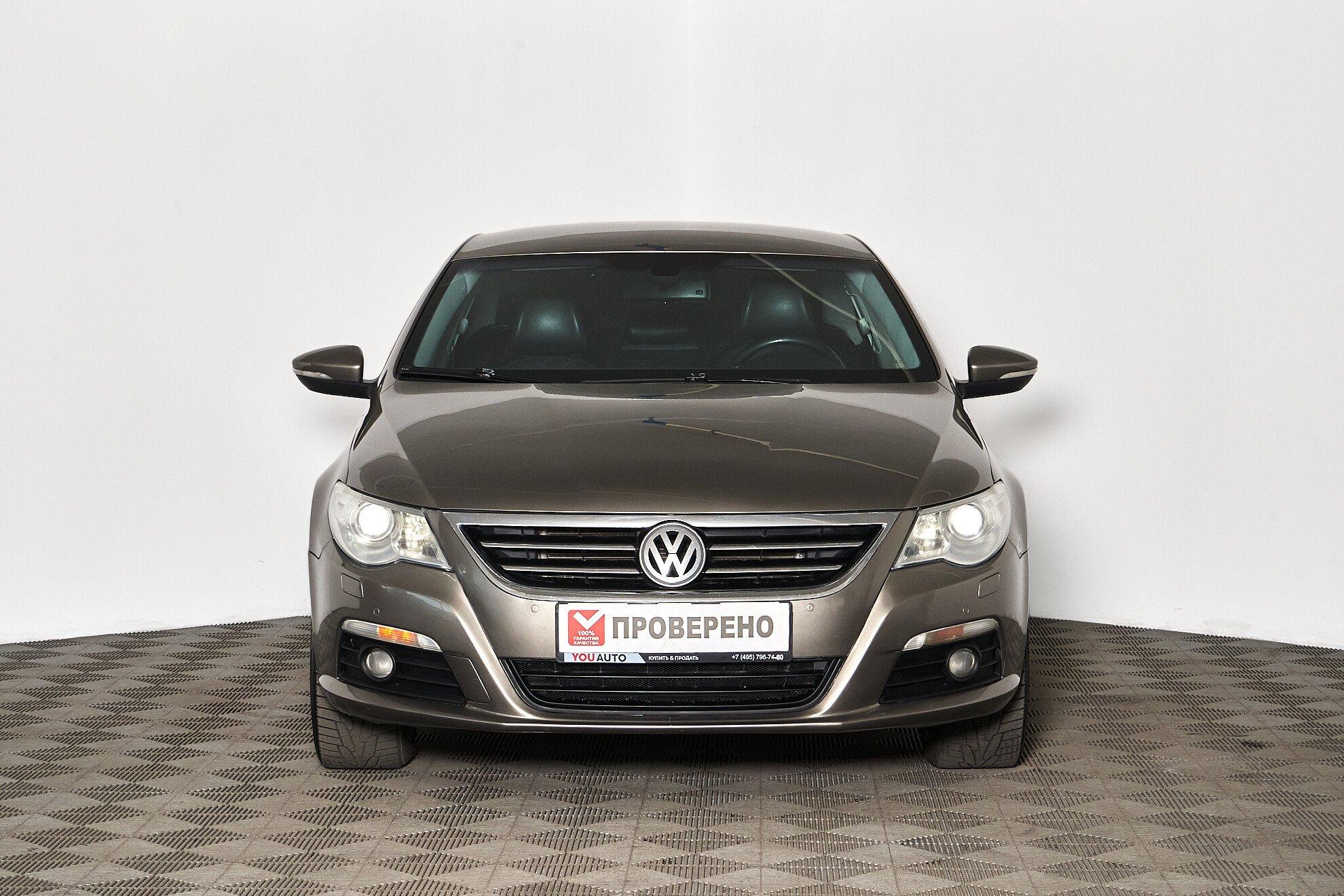 Volkswagen Passat CC 2011, бежевый