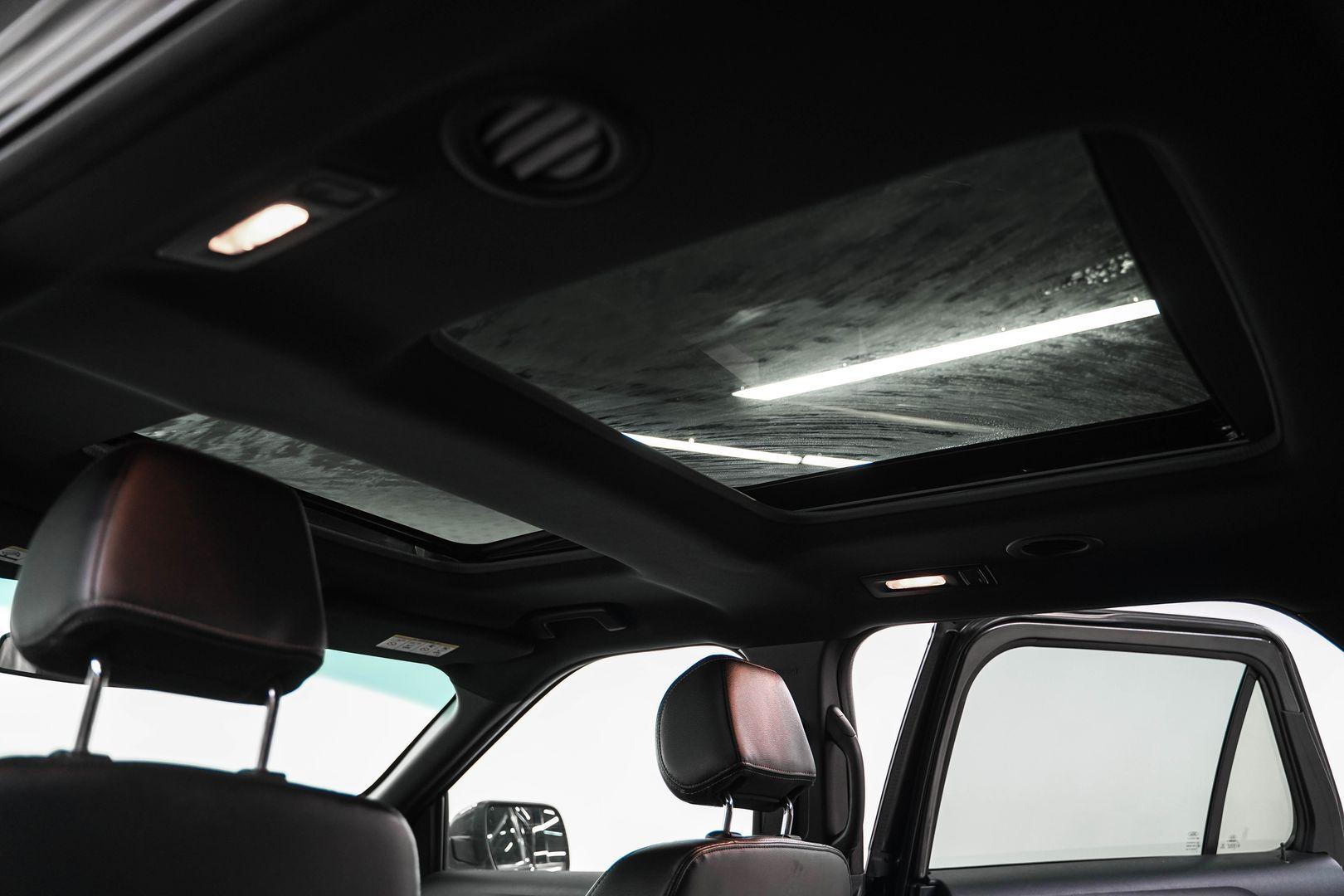Ford Explorer 2016, серый