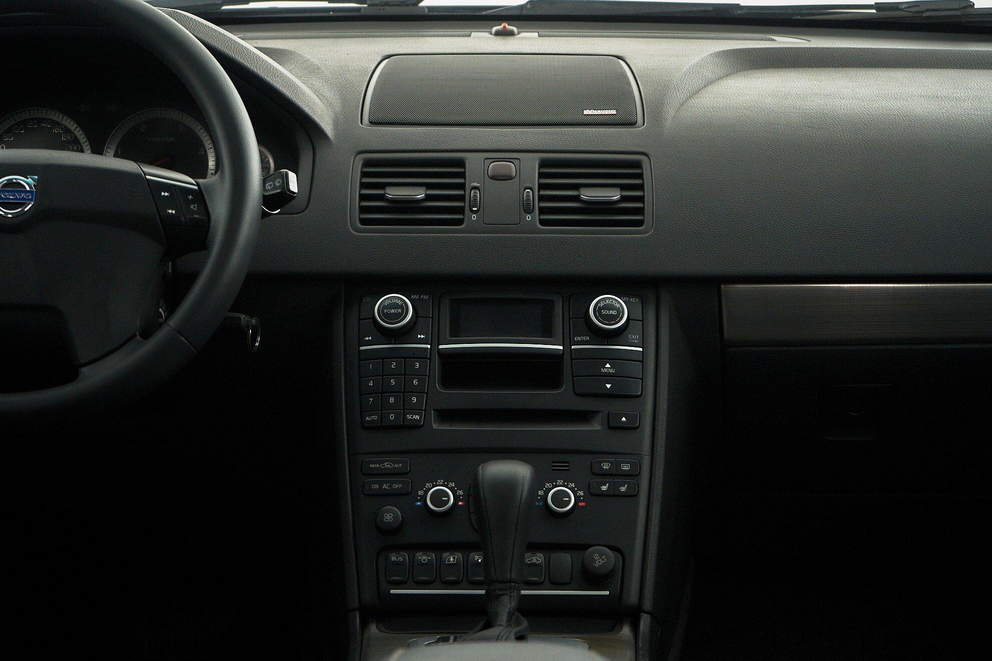 Volvo XC90 2011, черный