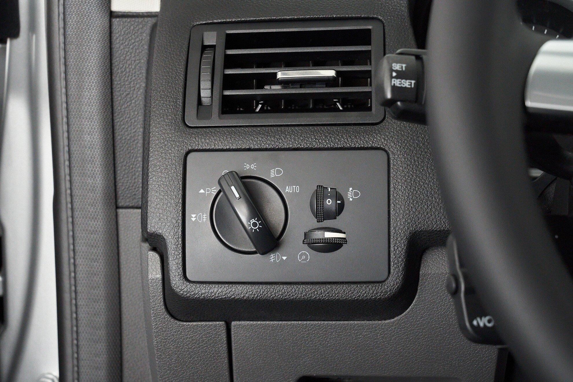 Ford Kuga 2012, серебряный