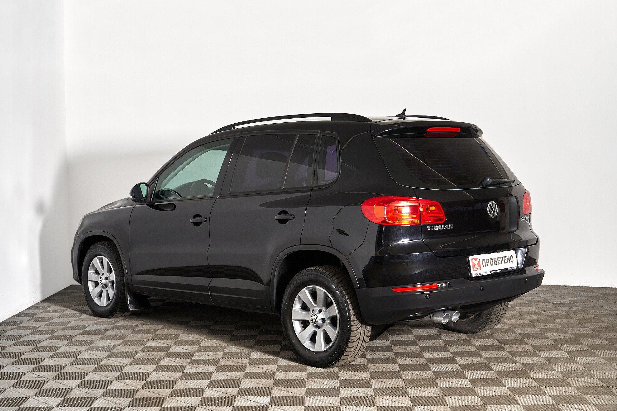 Volkswagen Tiguan 2012, черный