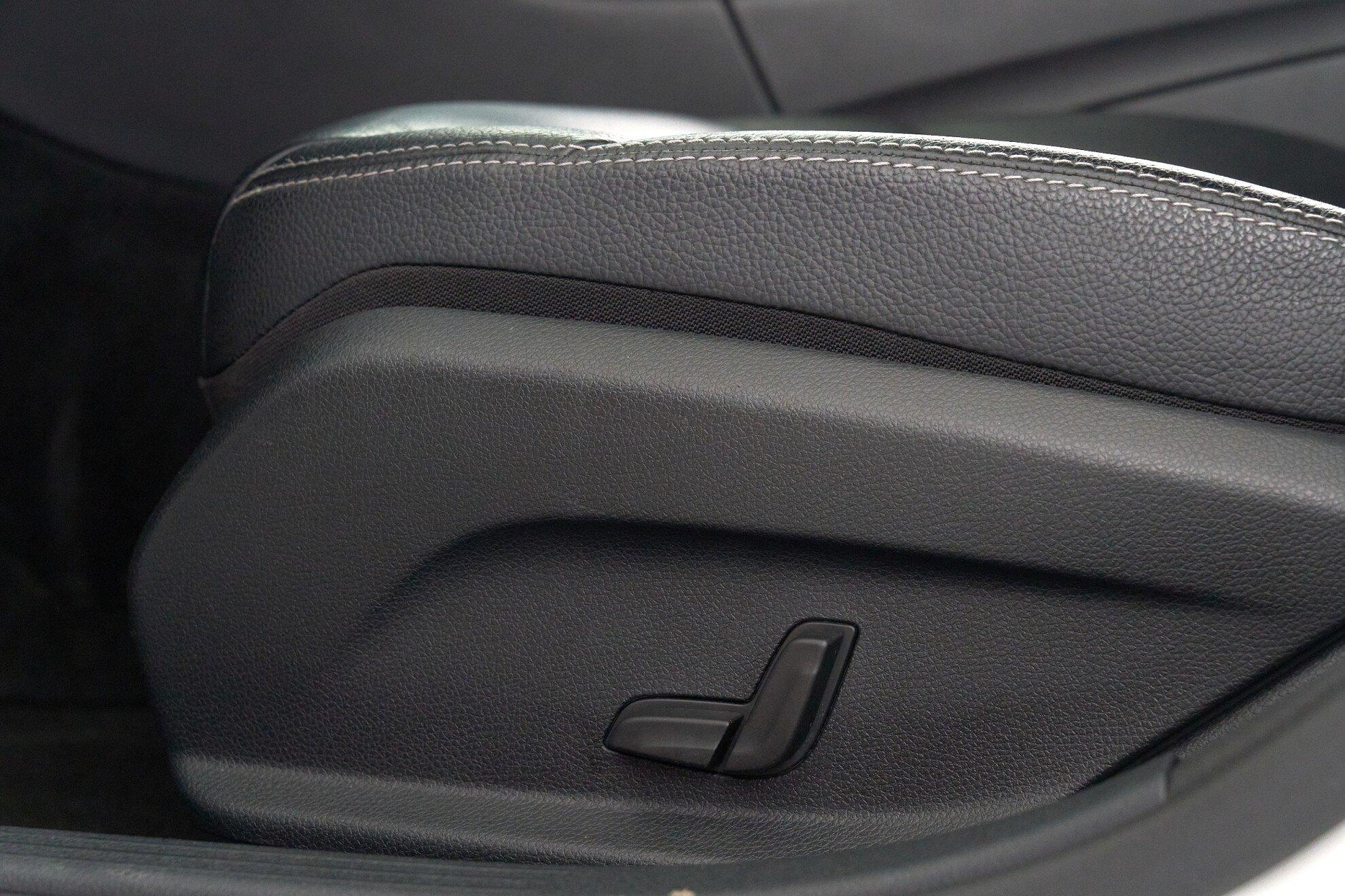 Mercedes-Benz C-Класс 2014, белый
