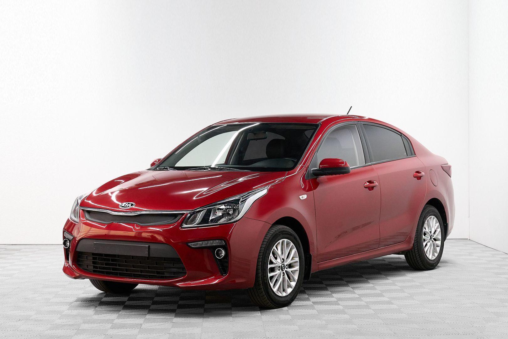 Kia Rio 2019, красный