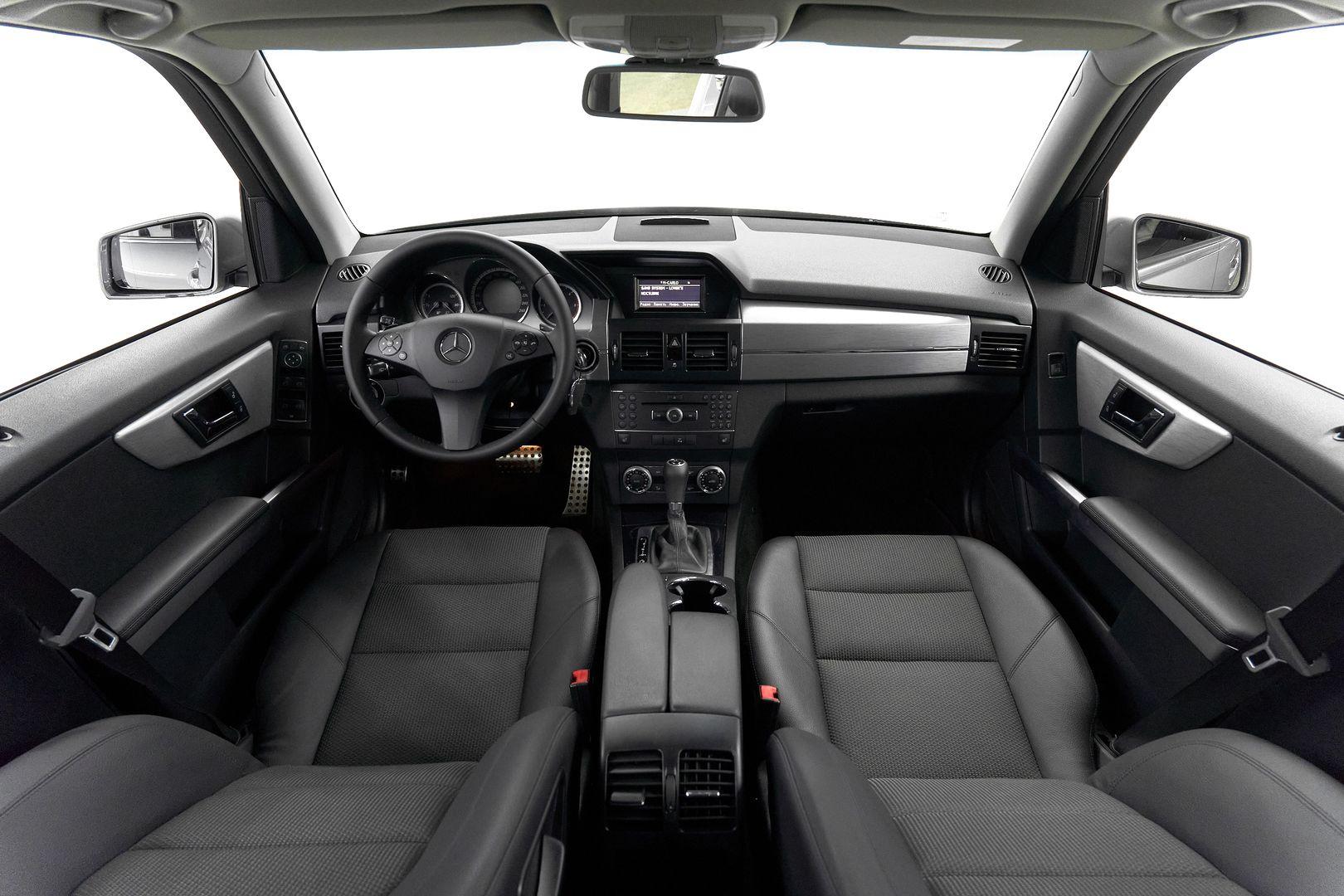 Mercedes-Benz GLK-Класс 2011, серый