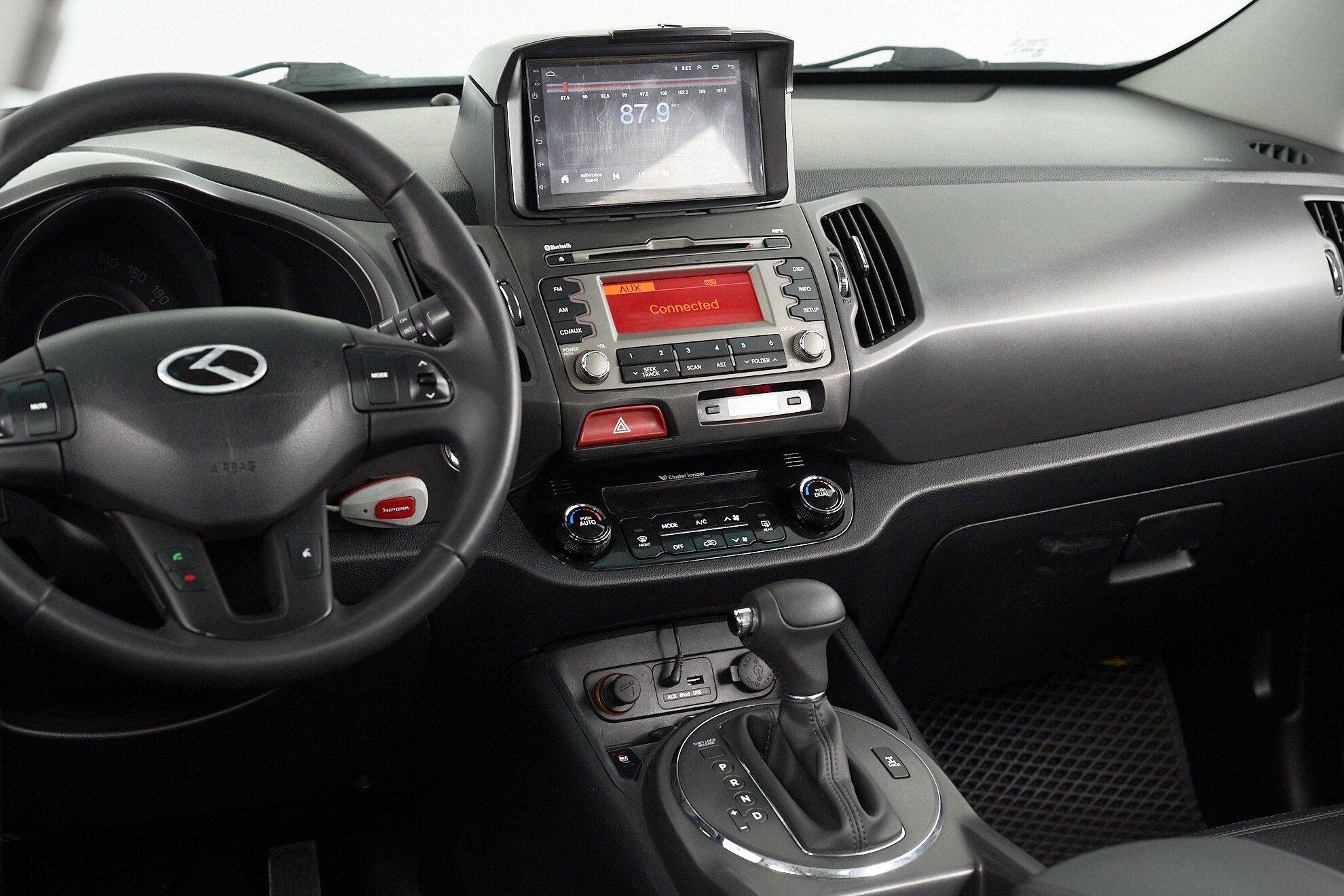 Kia Sportage 2011, серый