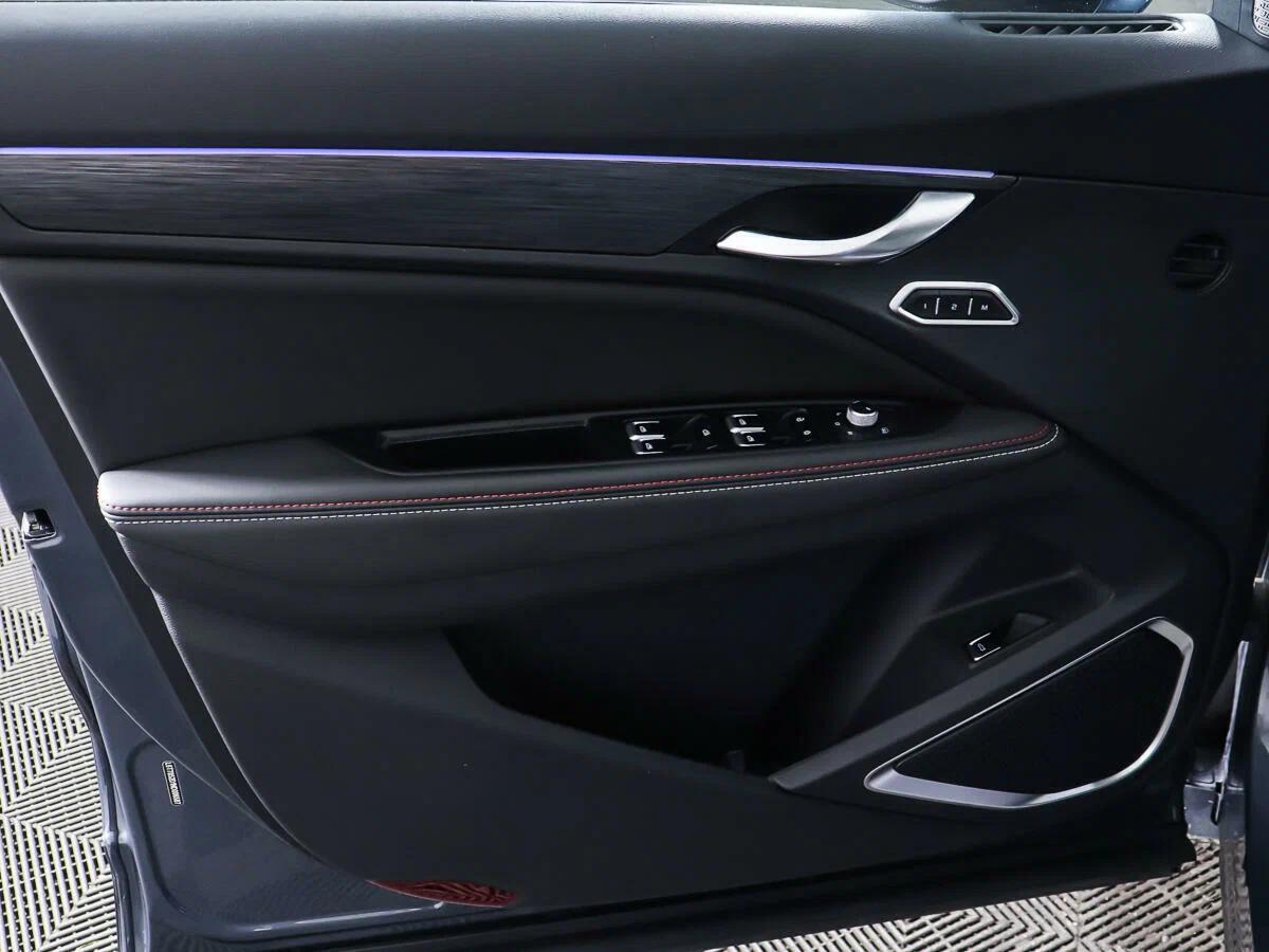 Geely Tugella 2021, серый