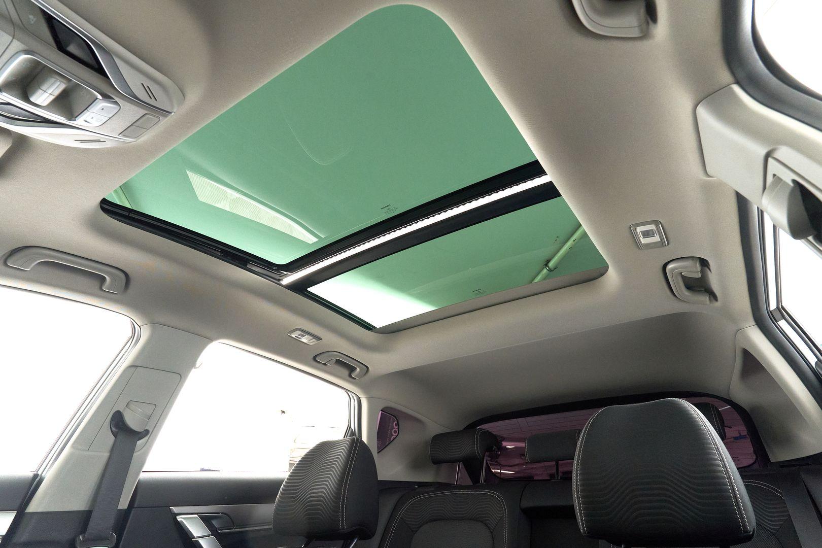 Geely Coolray 2020, белый