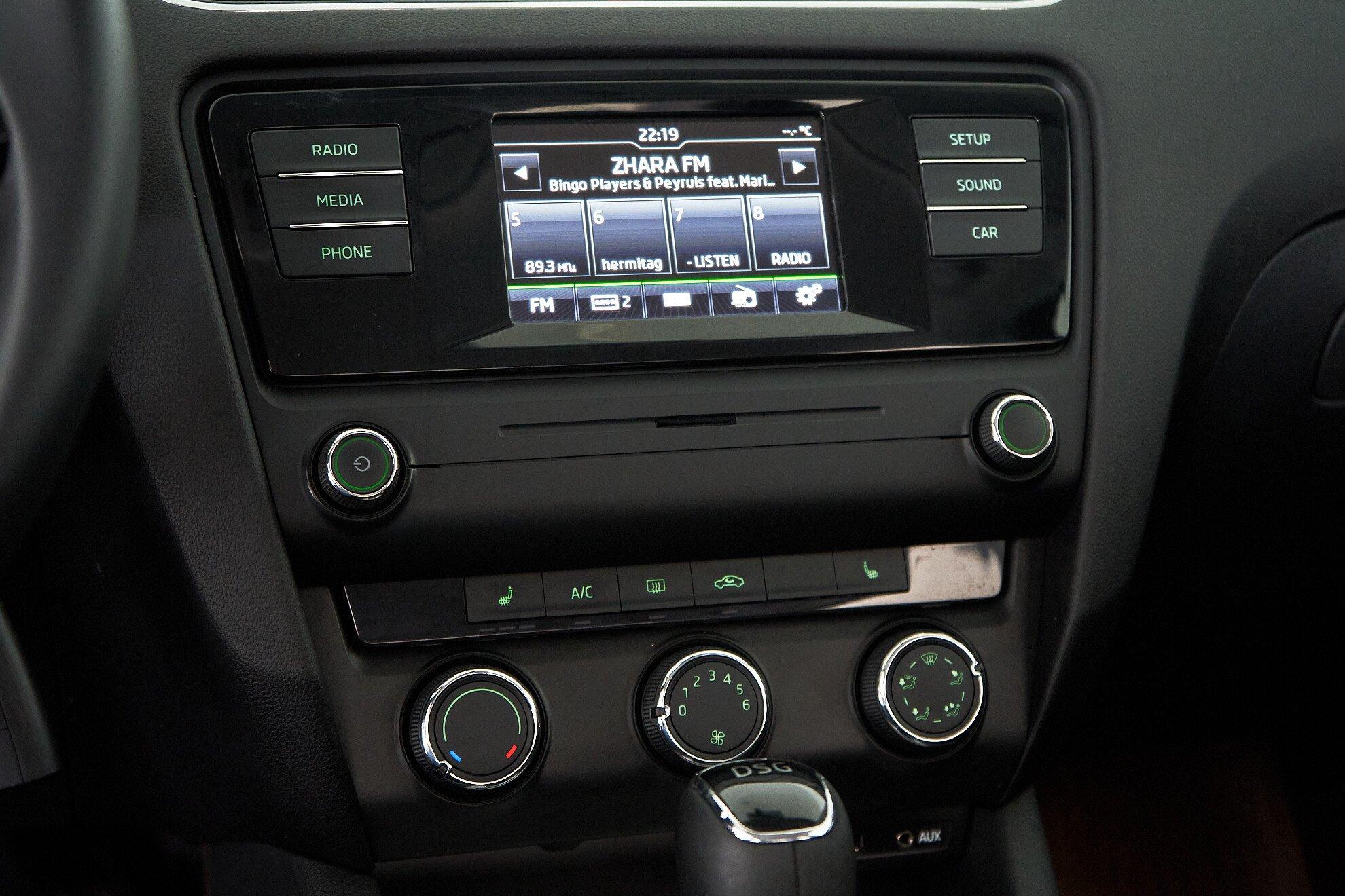 Skoda Octavia 2016, черный