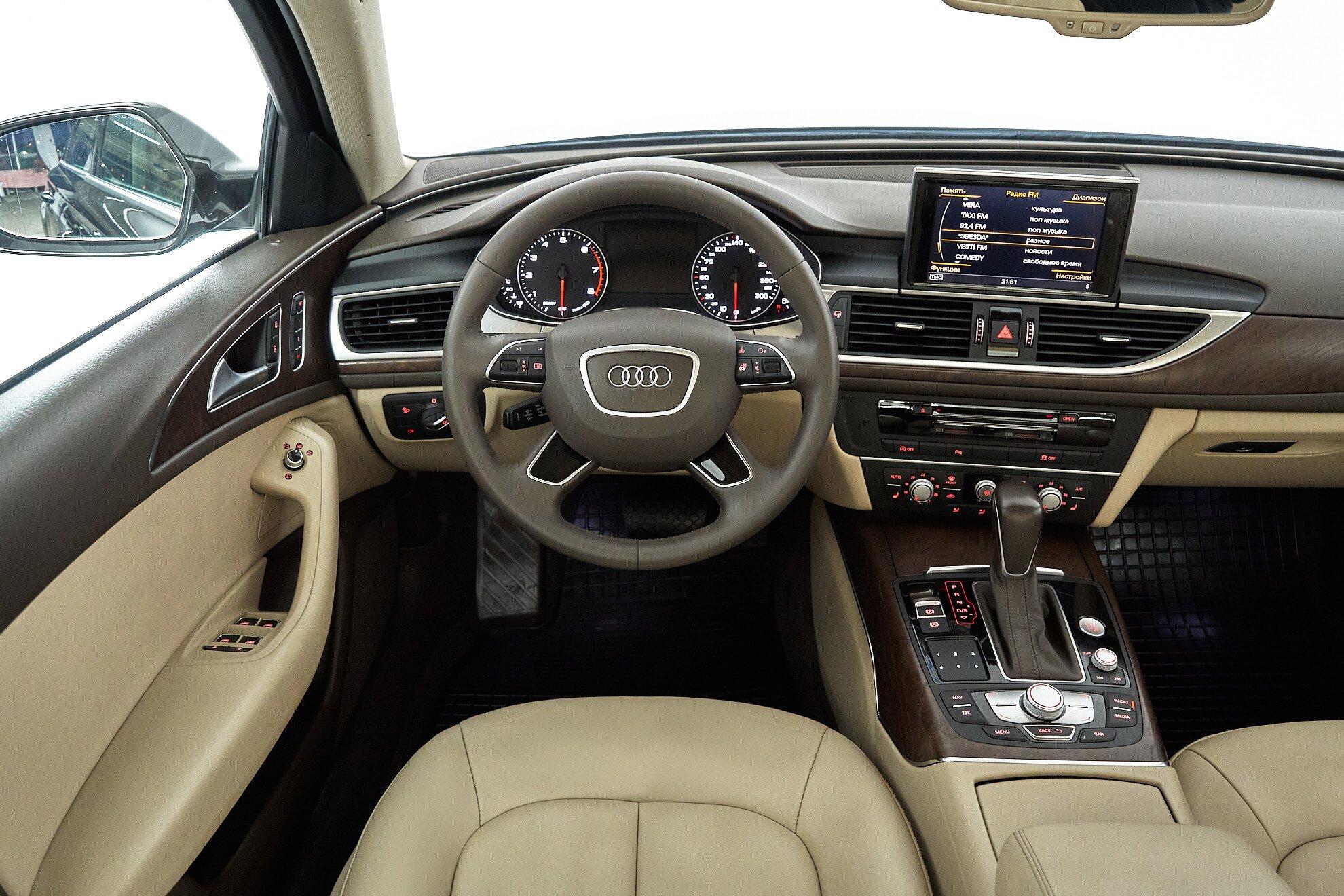 Audi A6 2017, черный