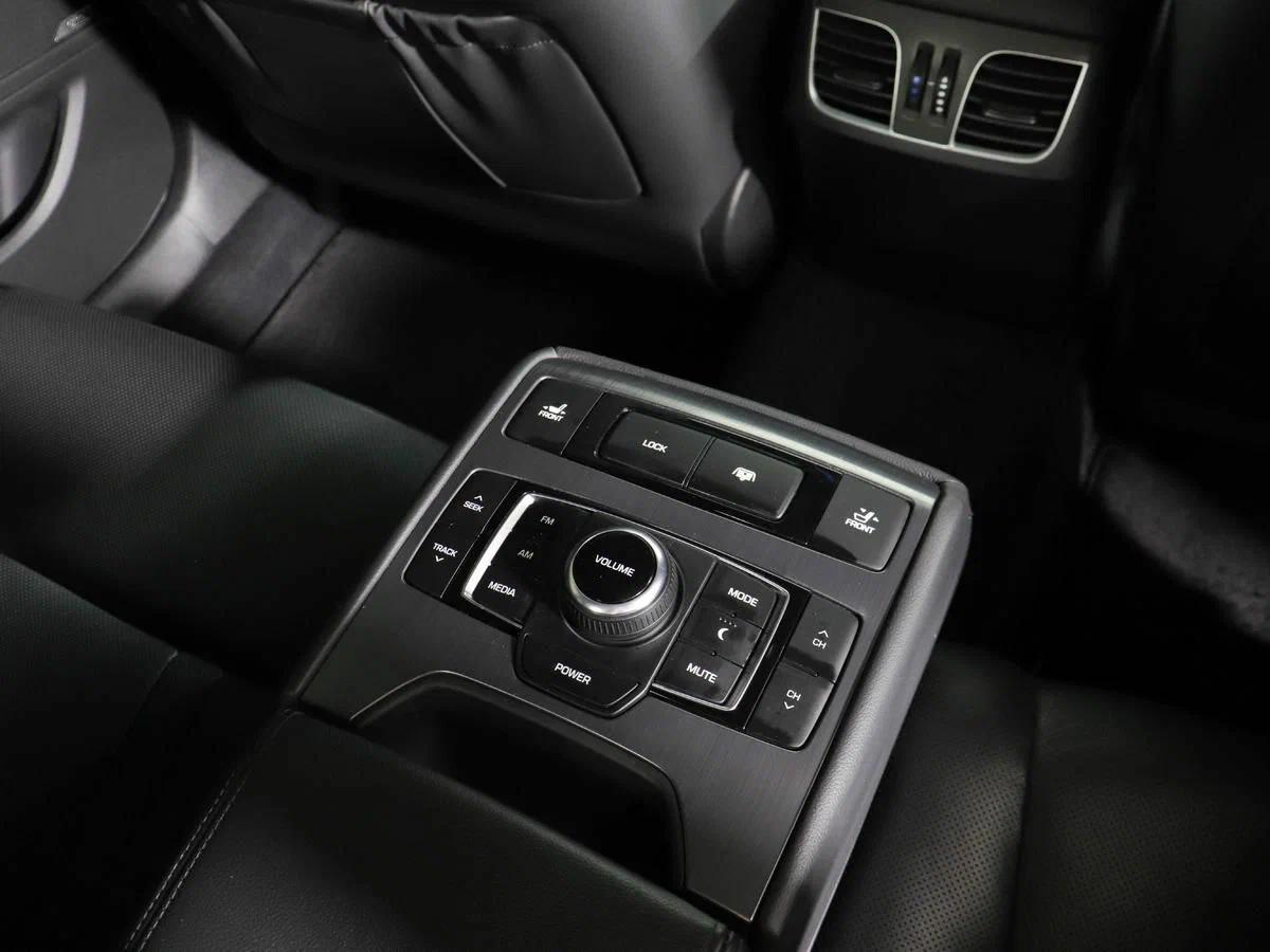 Genesis G80 2020, черный