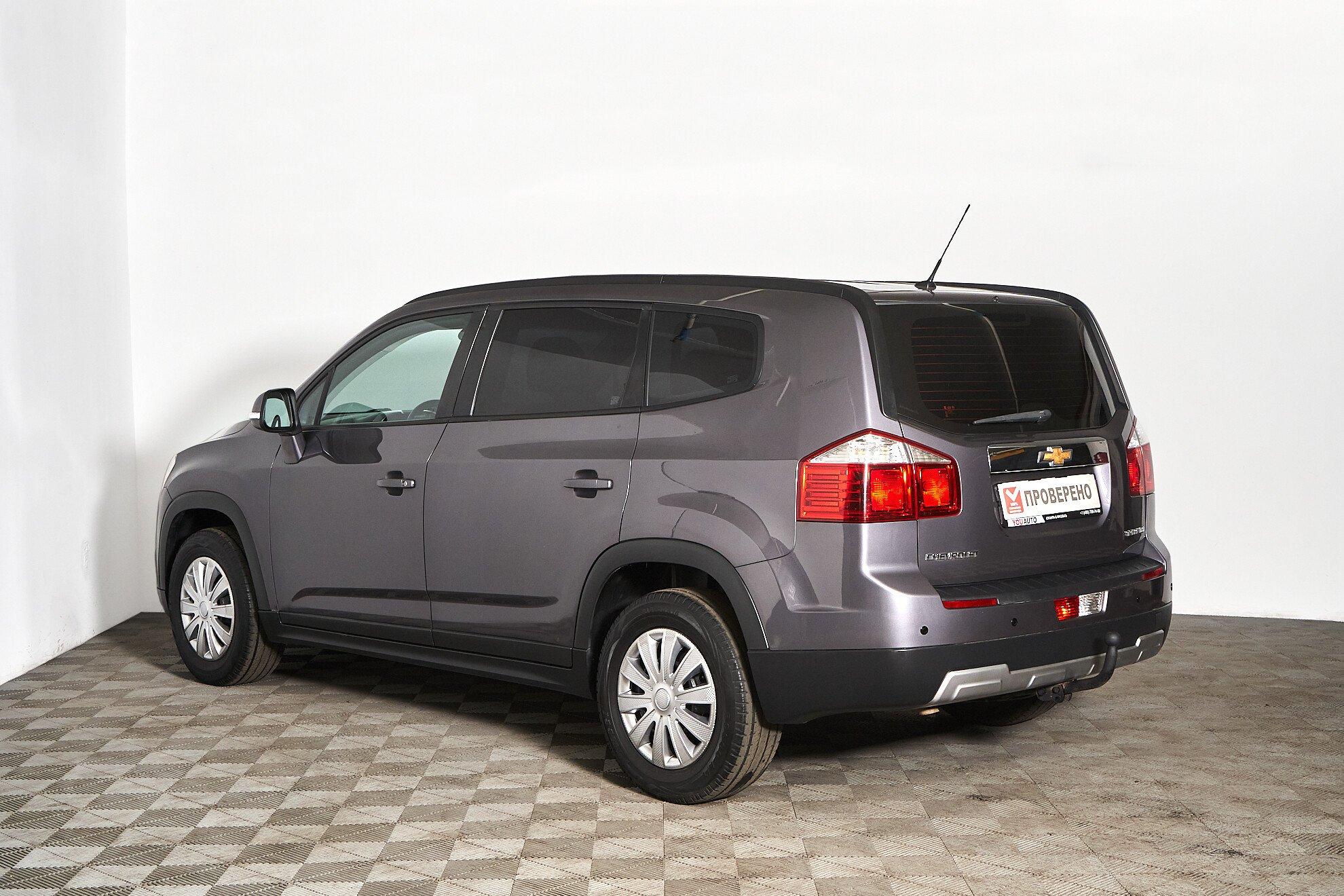 Chevrolet Orlando 2014, серый
