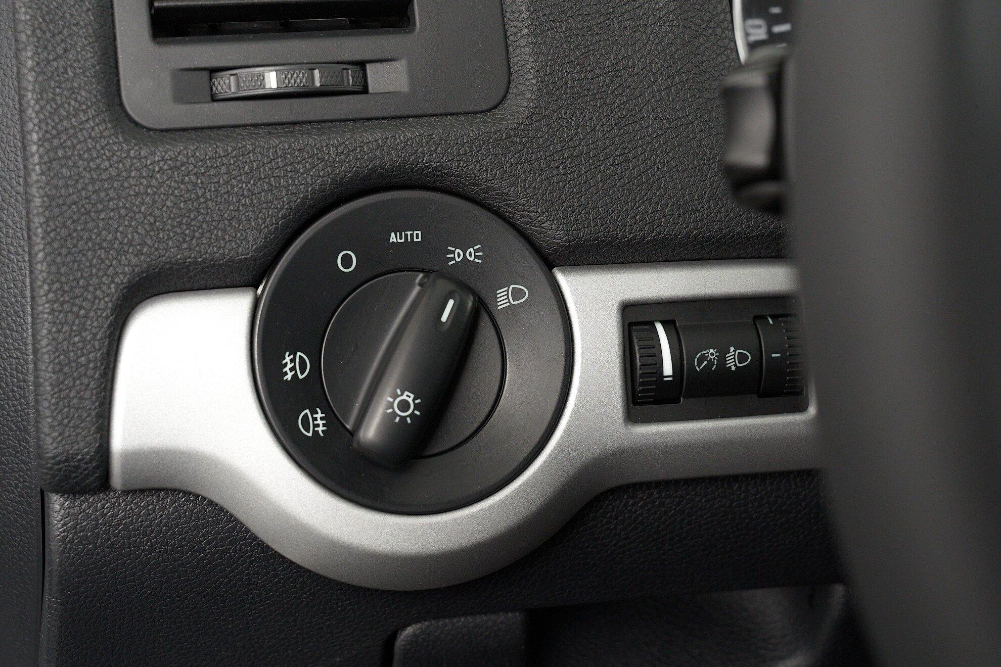 Skoda Octavia 2013, белый