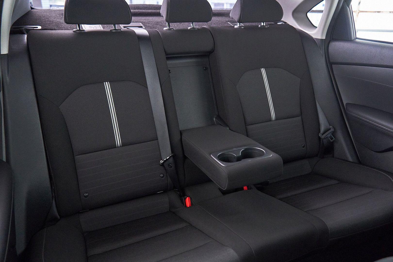 Kia Cerato 2018, черный