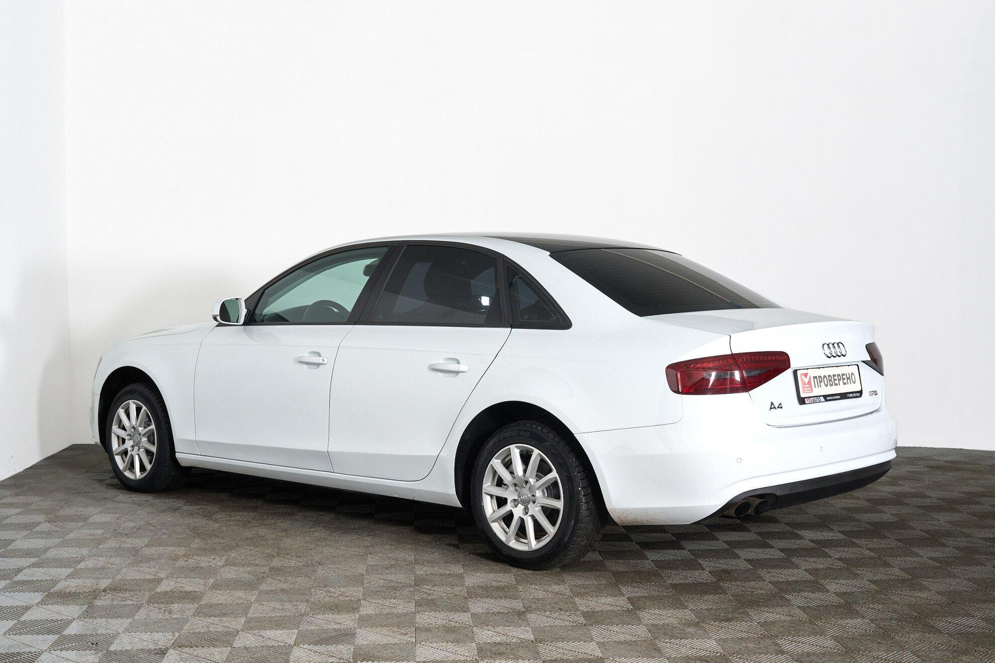 Audi A4 2013, белый