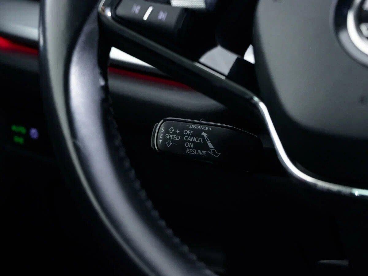 Skoda Octavia 2020, черный