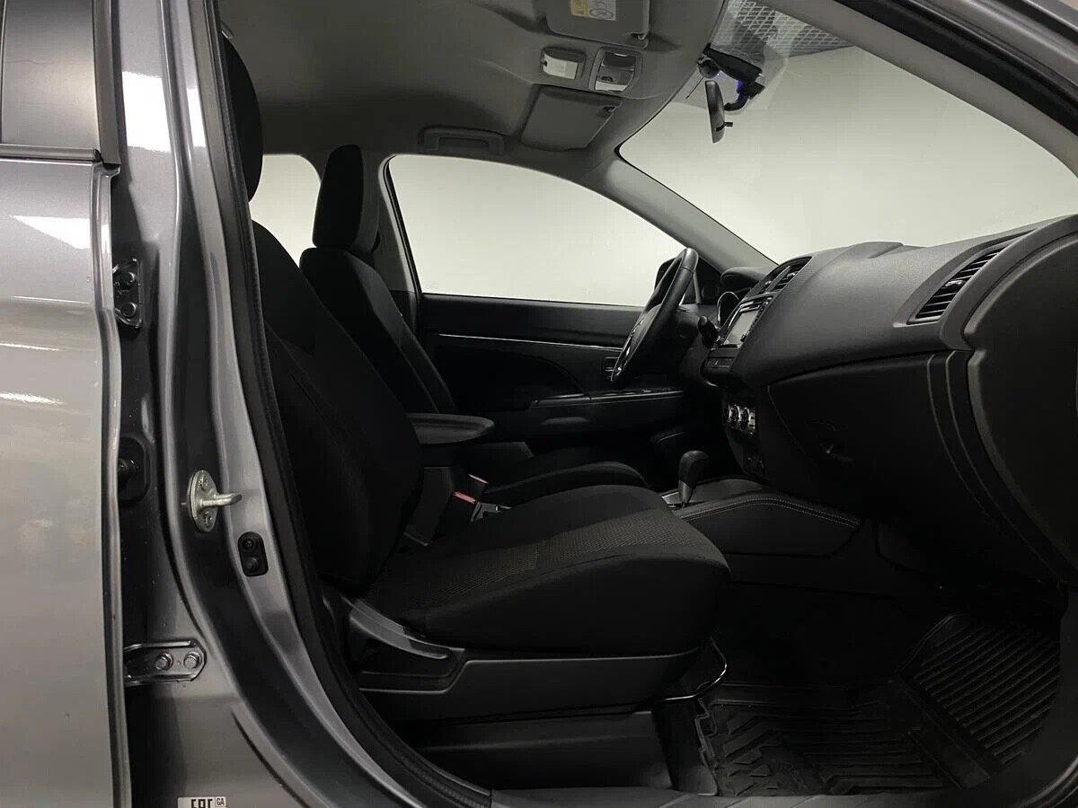 Mitsubishi ASX 2020, серый