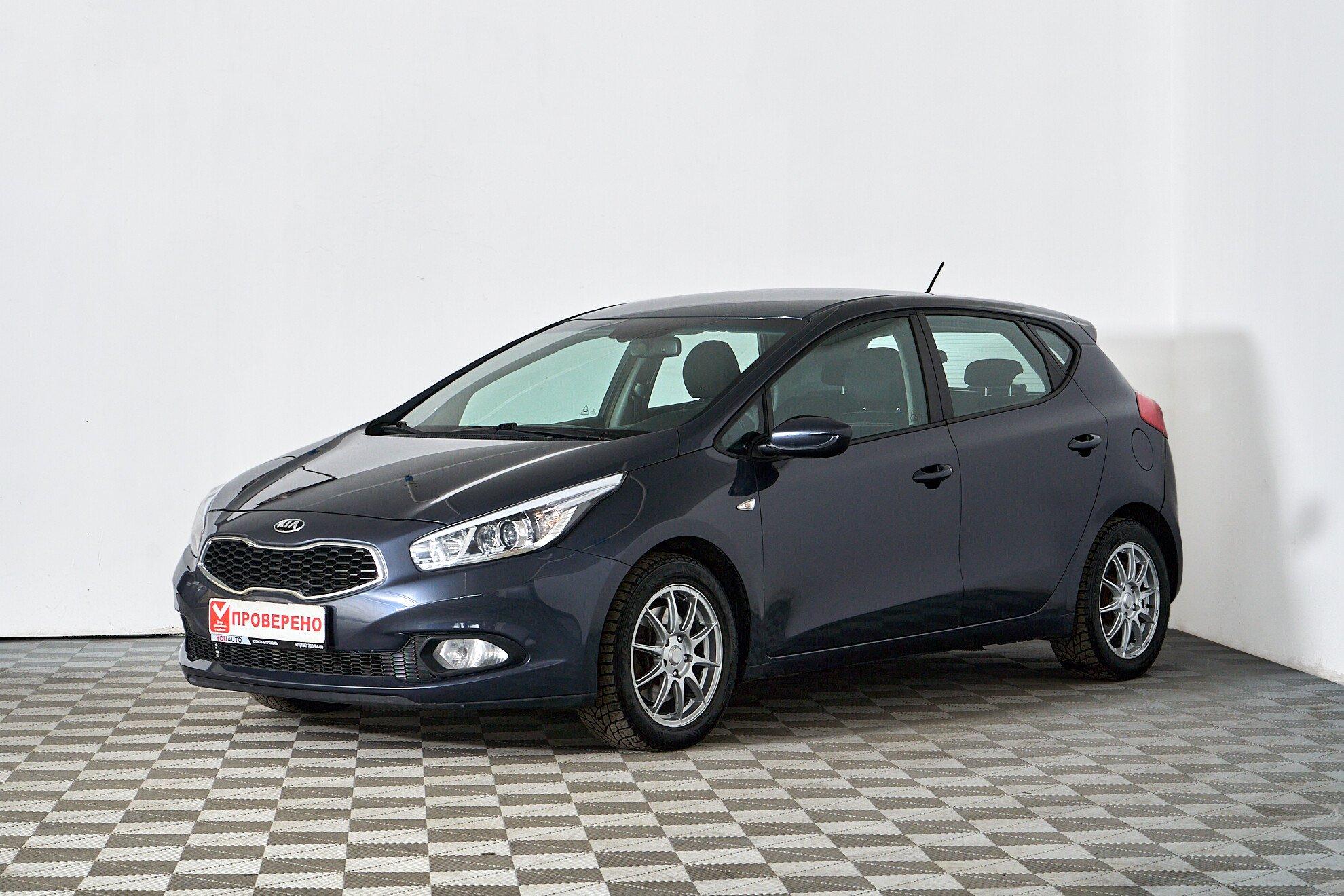 Kia Ceed 2015, синий