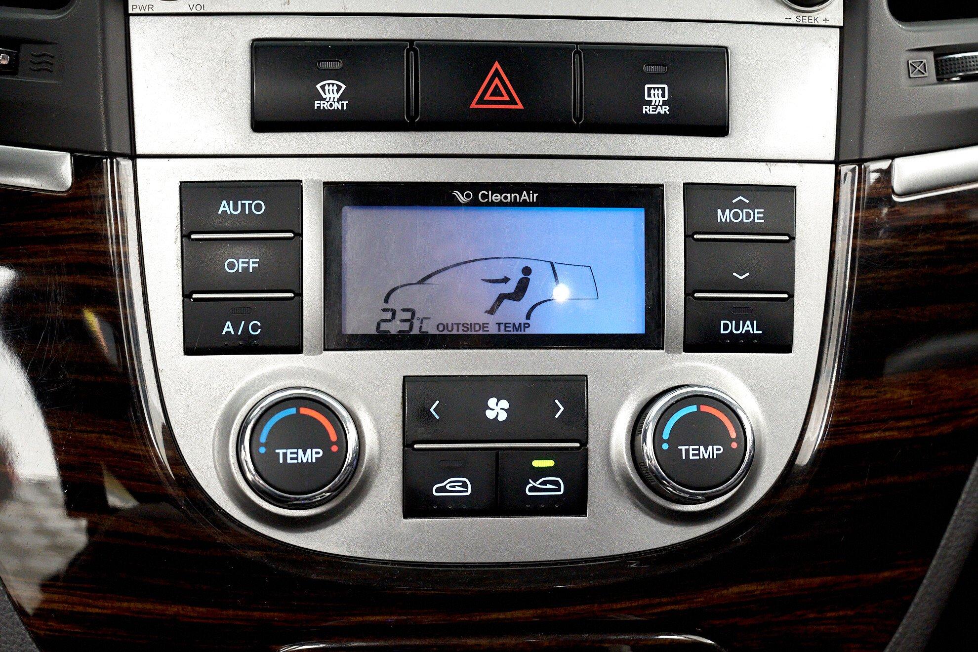 Hyundai Santa Fe 2010, коричневый