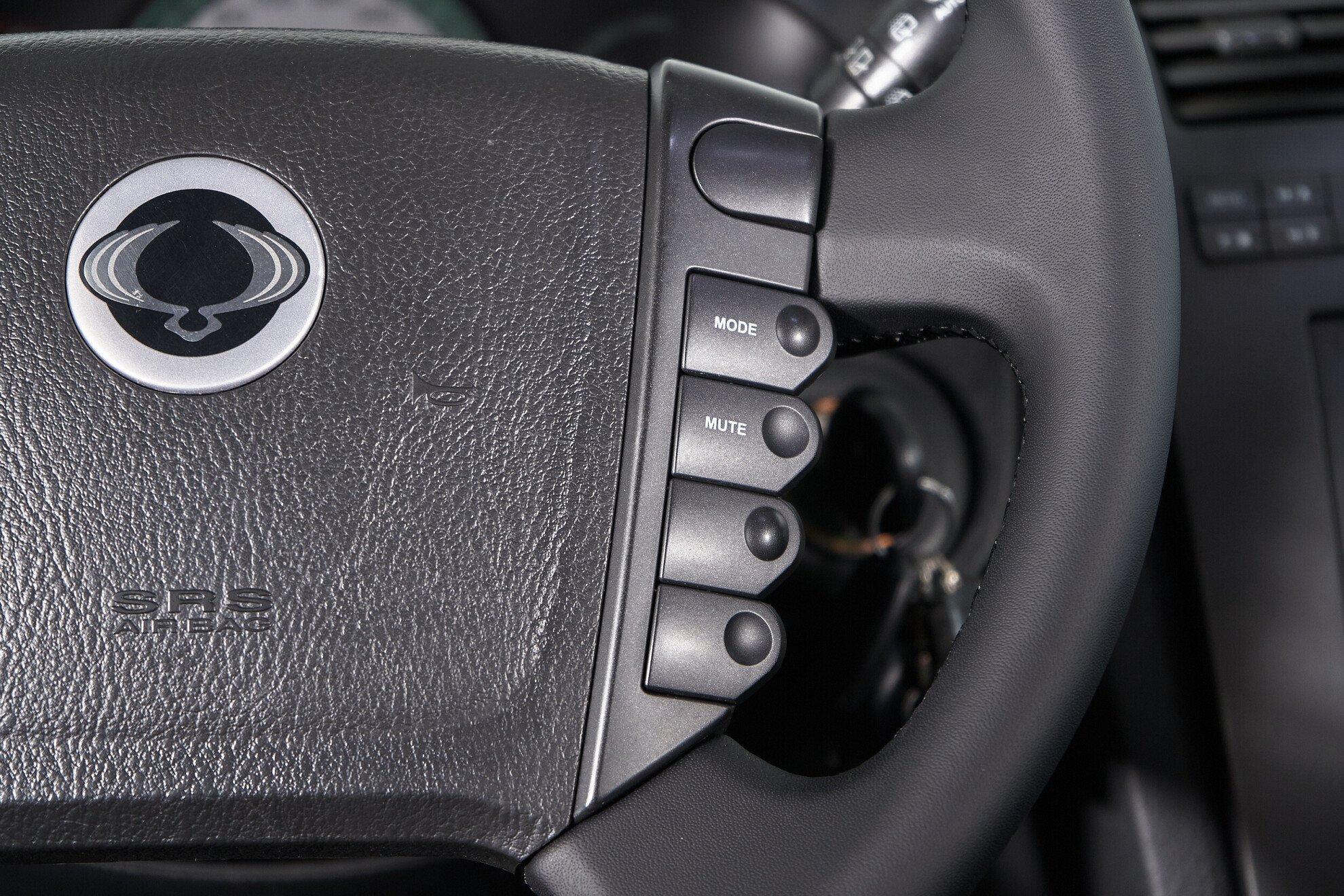SsangYong Rexton 2011, пурпурный